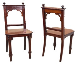 Coppia di sedie da sala in mogano di epoca vittoriana dal design estetico