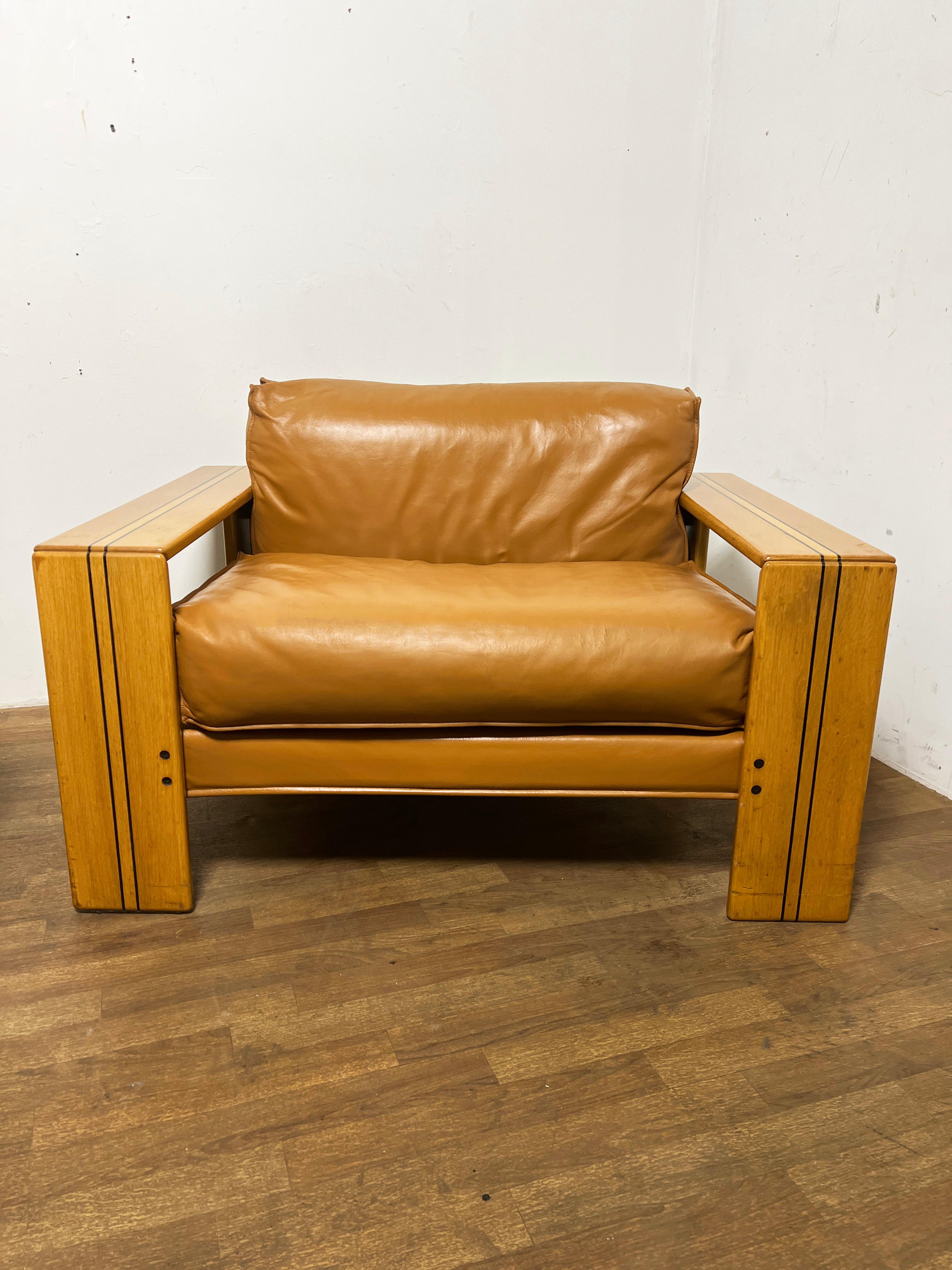Mid-Century Modern Pair of Afra & Tobia Scarpa Super-sized Artona Lounge Armchairs Circa 1970s