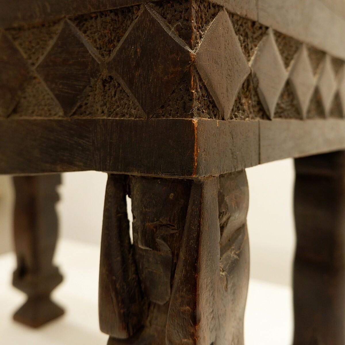 20th Century Pair of African carved wood stools For Sale