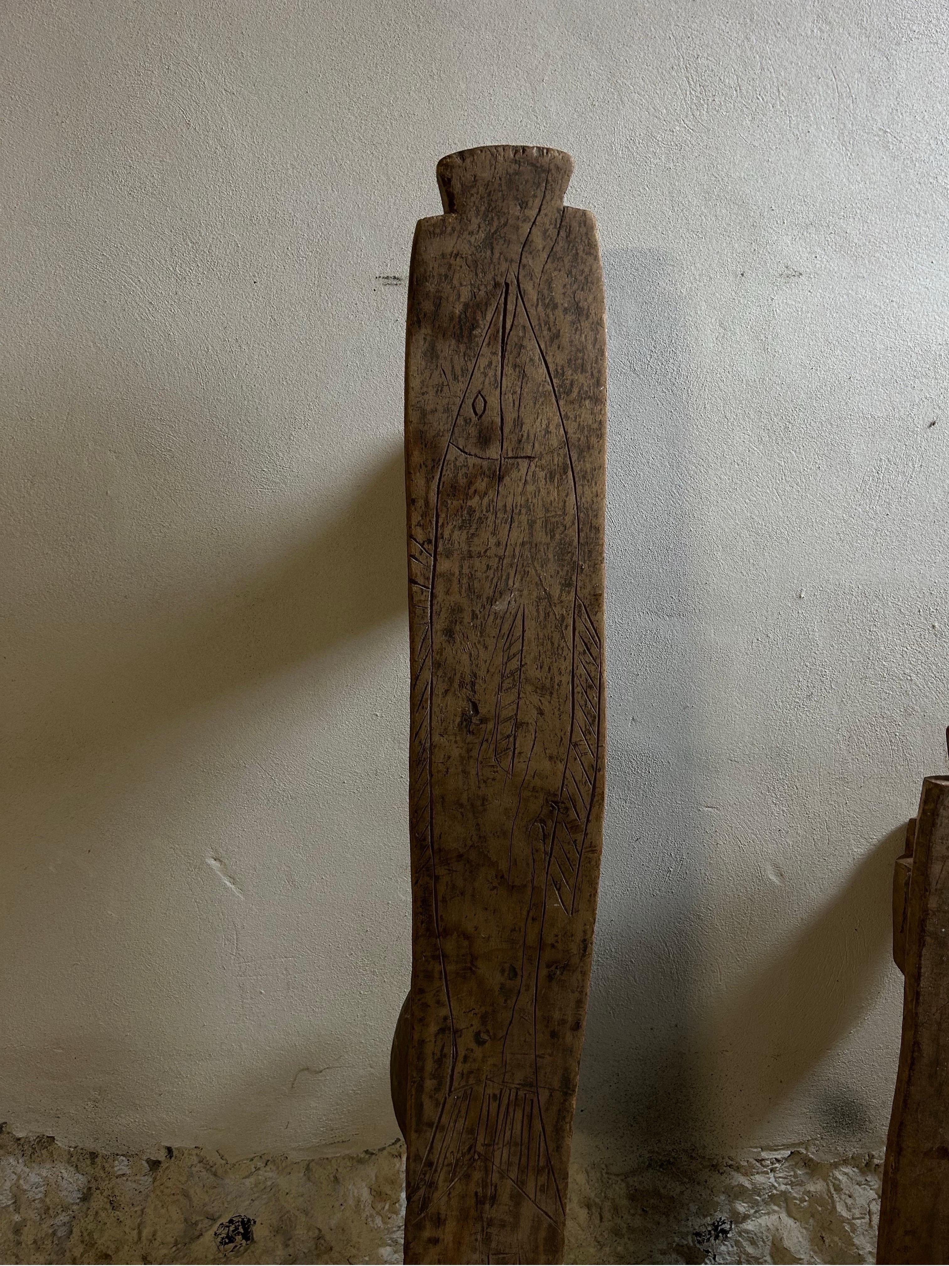 Coppia di sedie in legno della tribù africana dei Lobi, arte popolare del XX secolo In condizioni buone in vendita a Valby, 84