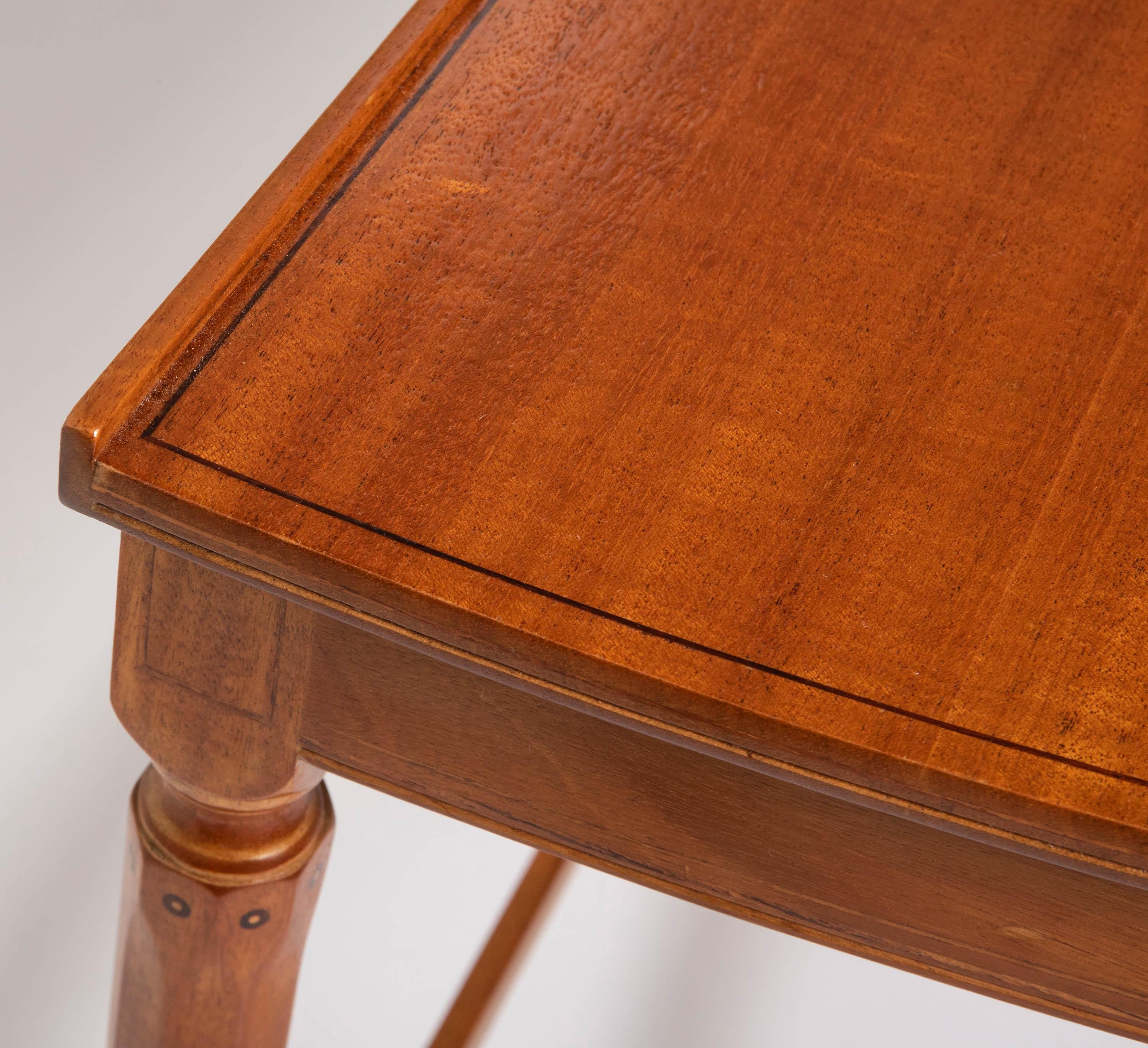 Pair of African Mahogany Side Tables by Edward Barnsley, England, circa 1956 For Sale 2