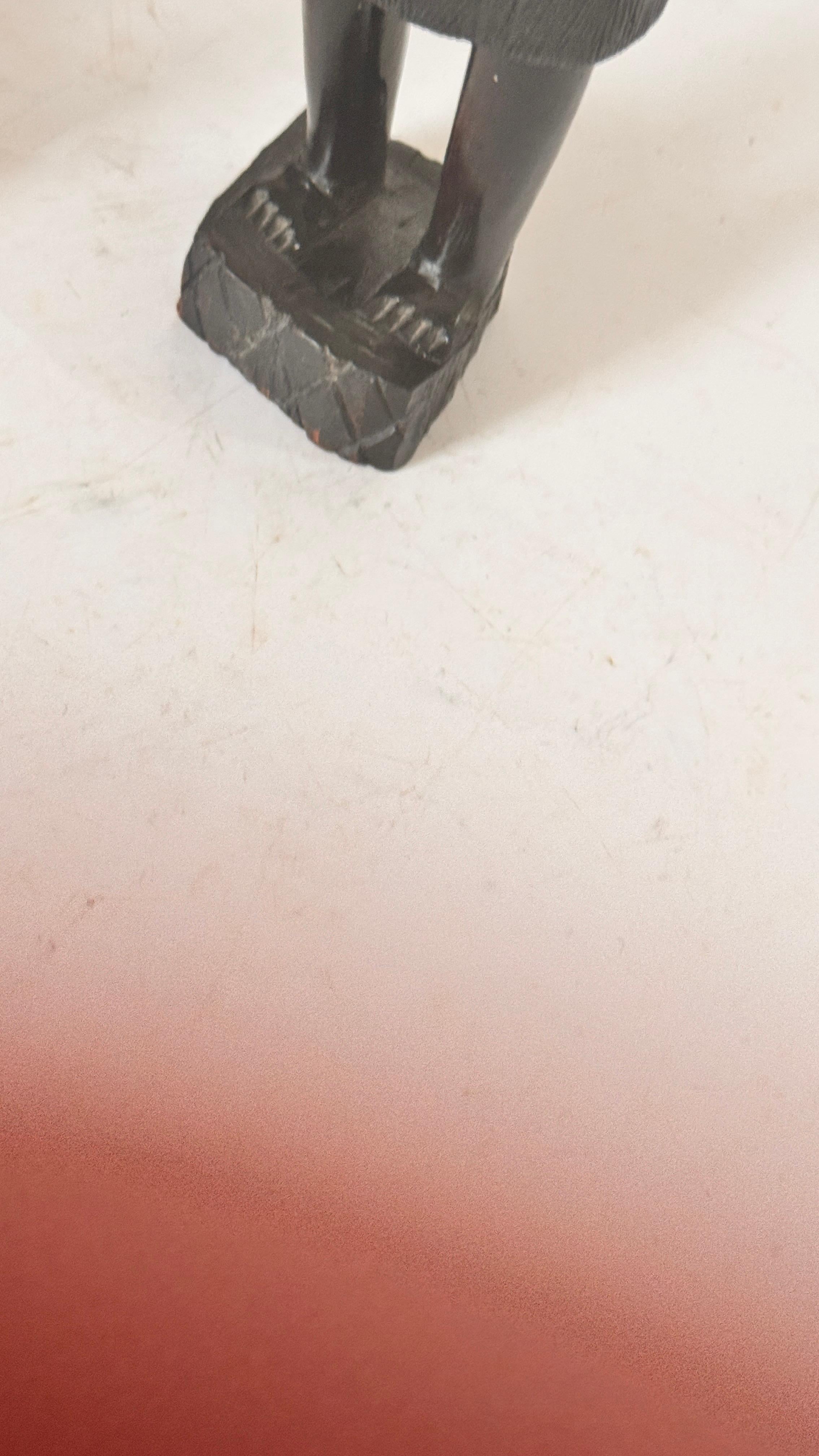 Pair of African Sculptures — Heavy Hardwood, Primitivist Style en vente 6