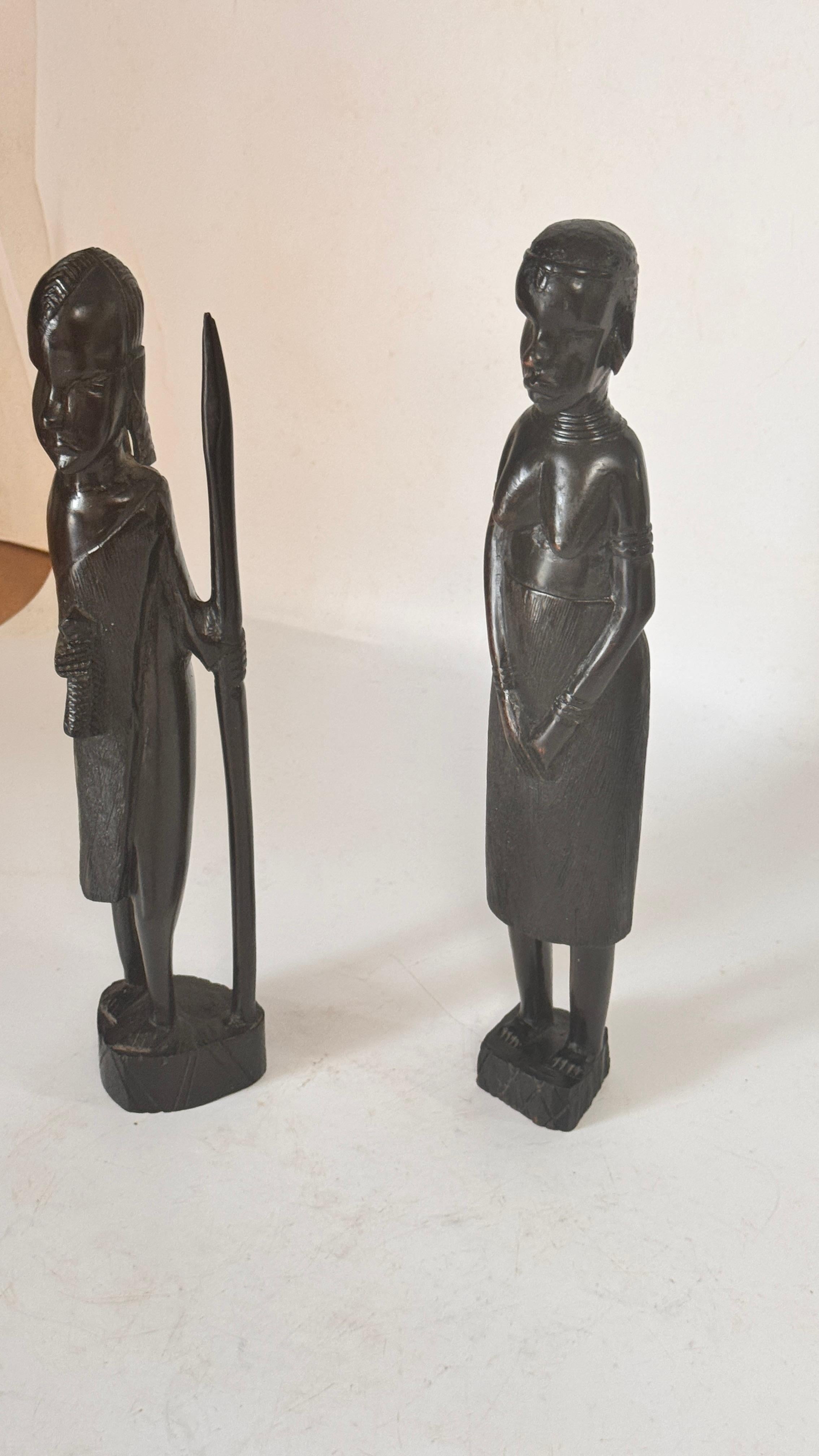 Sculpté à la main Pair of African Sculptures — Heavy Hardwood, Primitivist Style en vente