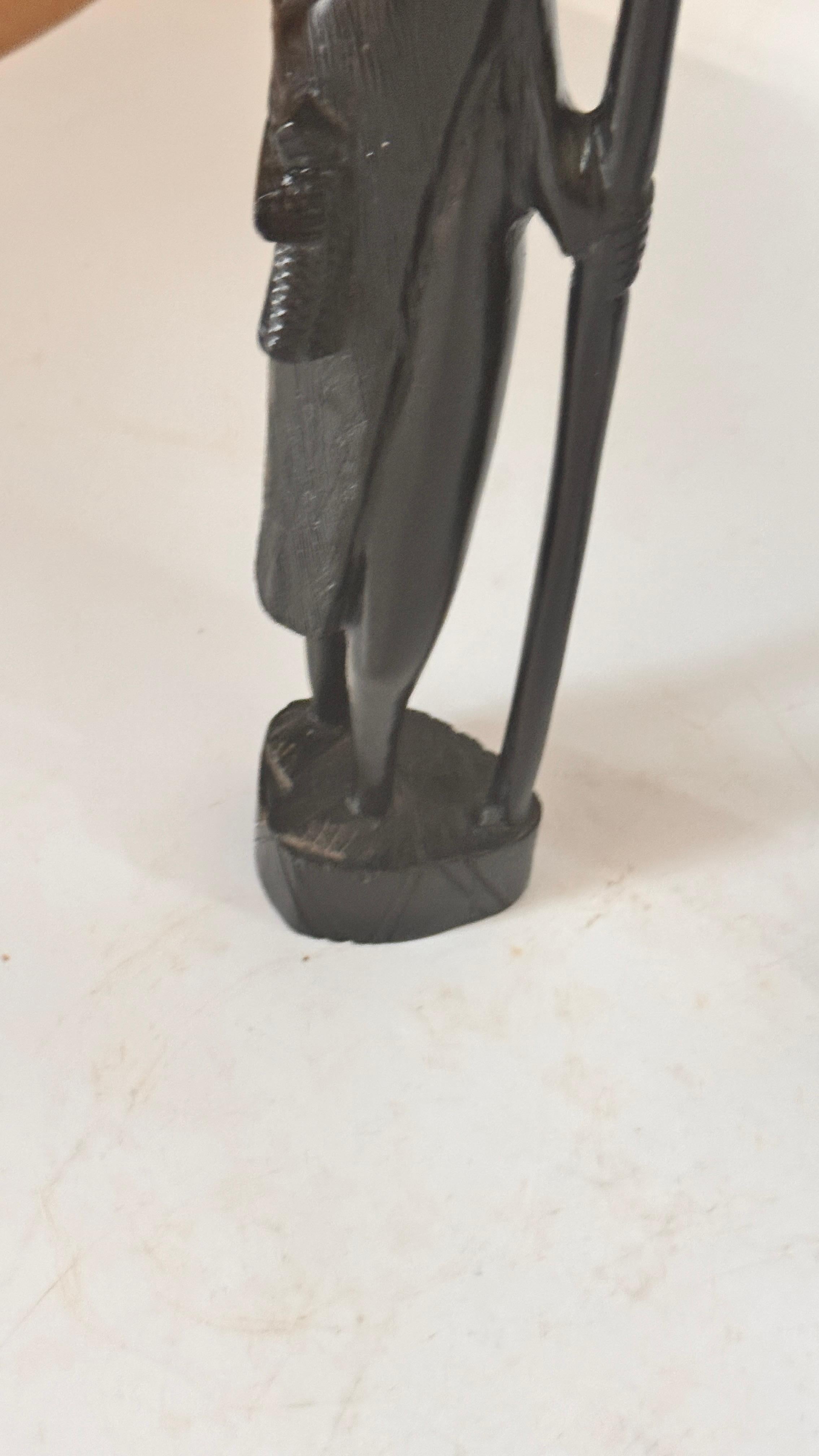 Bois Pair of African Sculptures — Heavy Hardwood, Primitivist Style en vente