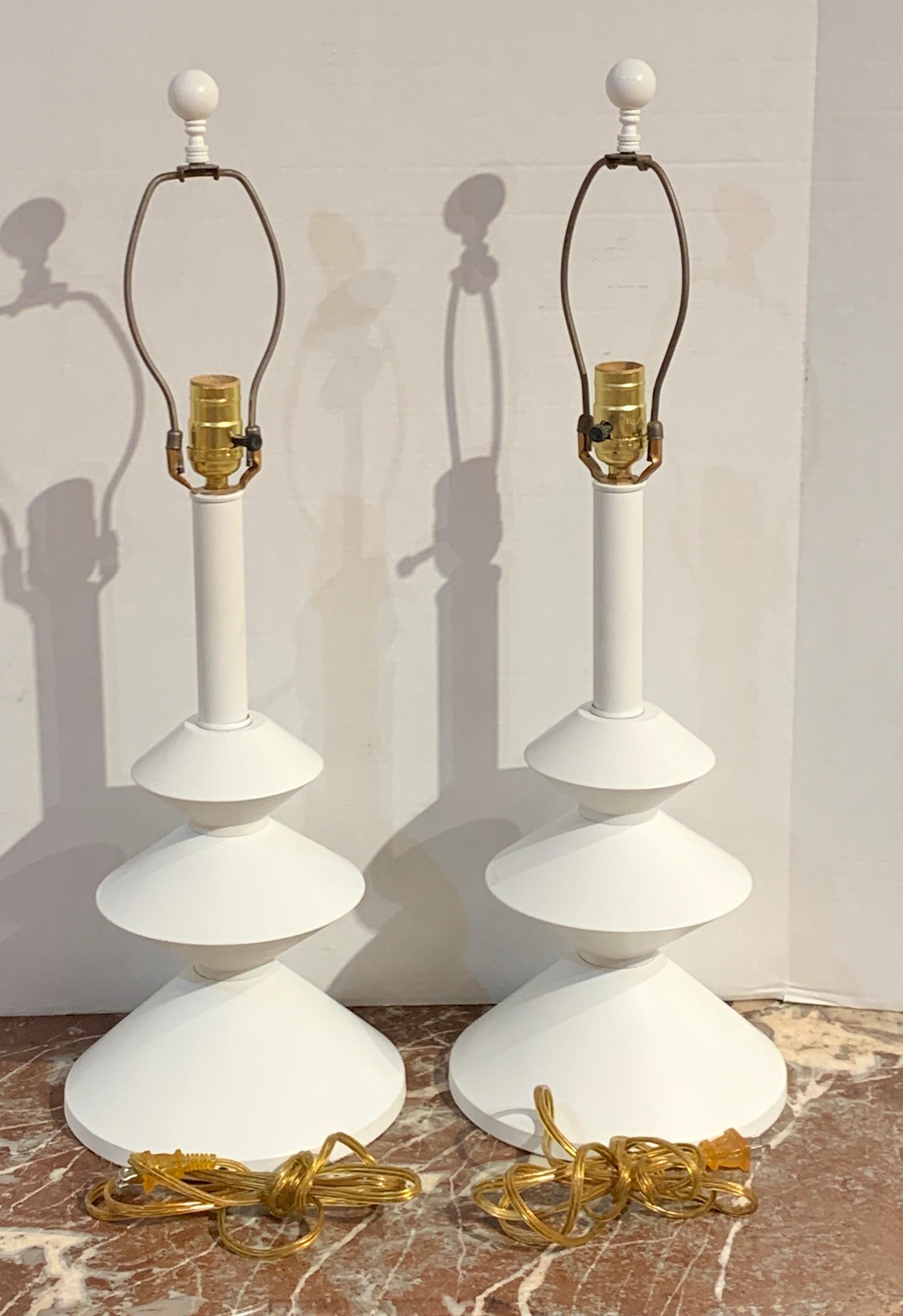 Pair of After, Alberto Giacometti Style Enameled Metal Sculptural Lamps For Sale 2