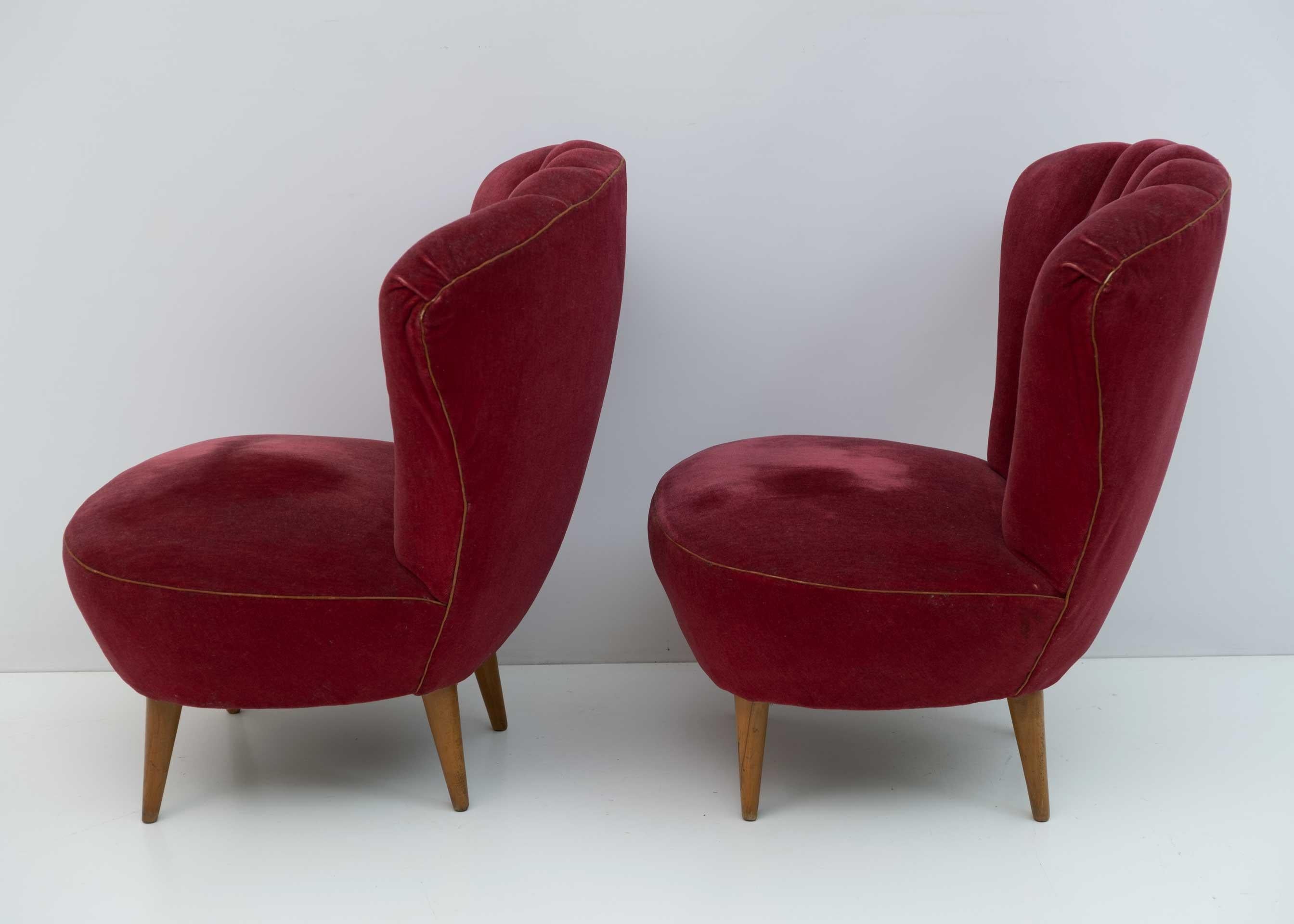 Pair of After Gio Ponti Mid-Century Modern Italian Small Armchairs by ISA, 1950s 2