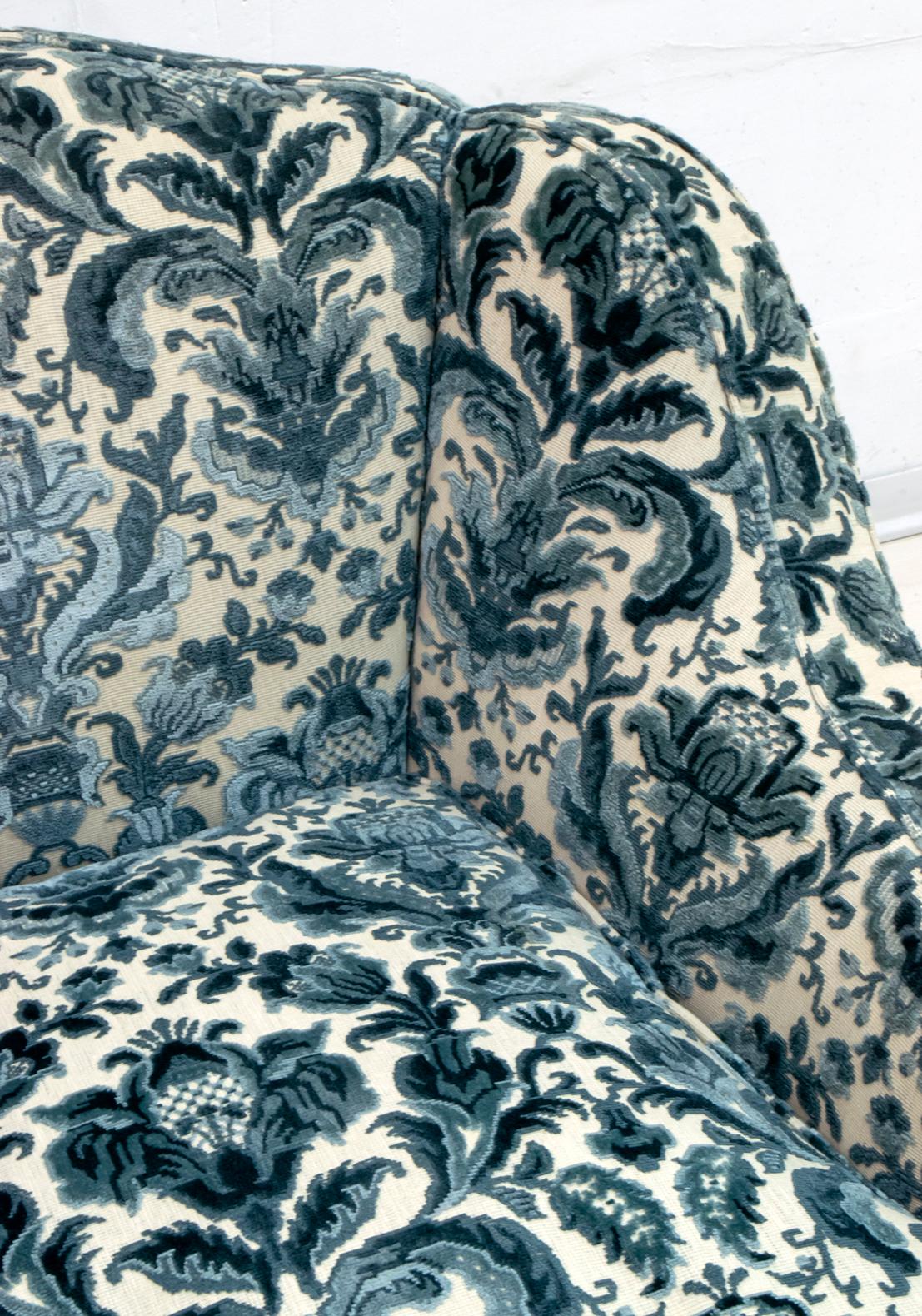 Pair of After Gio Ponti Mid-Century Modern Italian Textured Velvet Armchairs 9