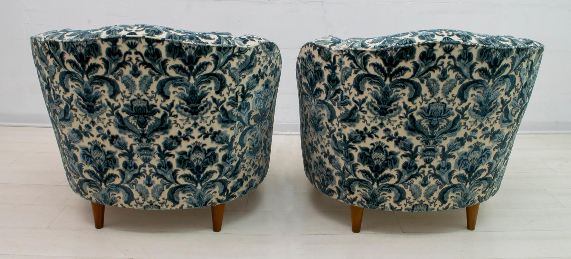 Pair of After Gio Ponti Mid-Century Modern Italian Textured Velvet Armchairs 1
