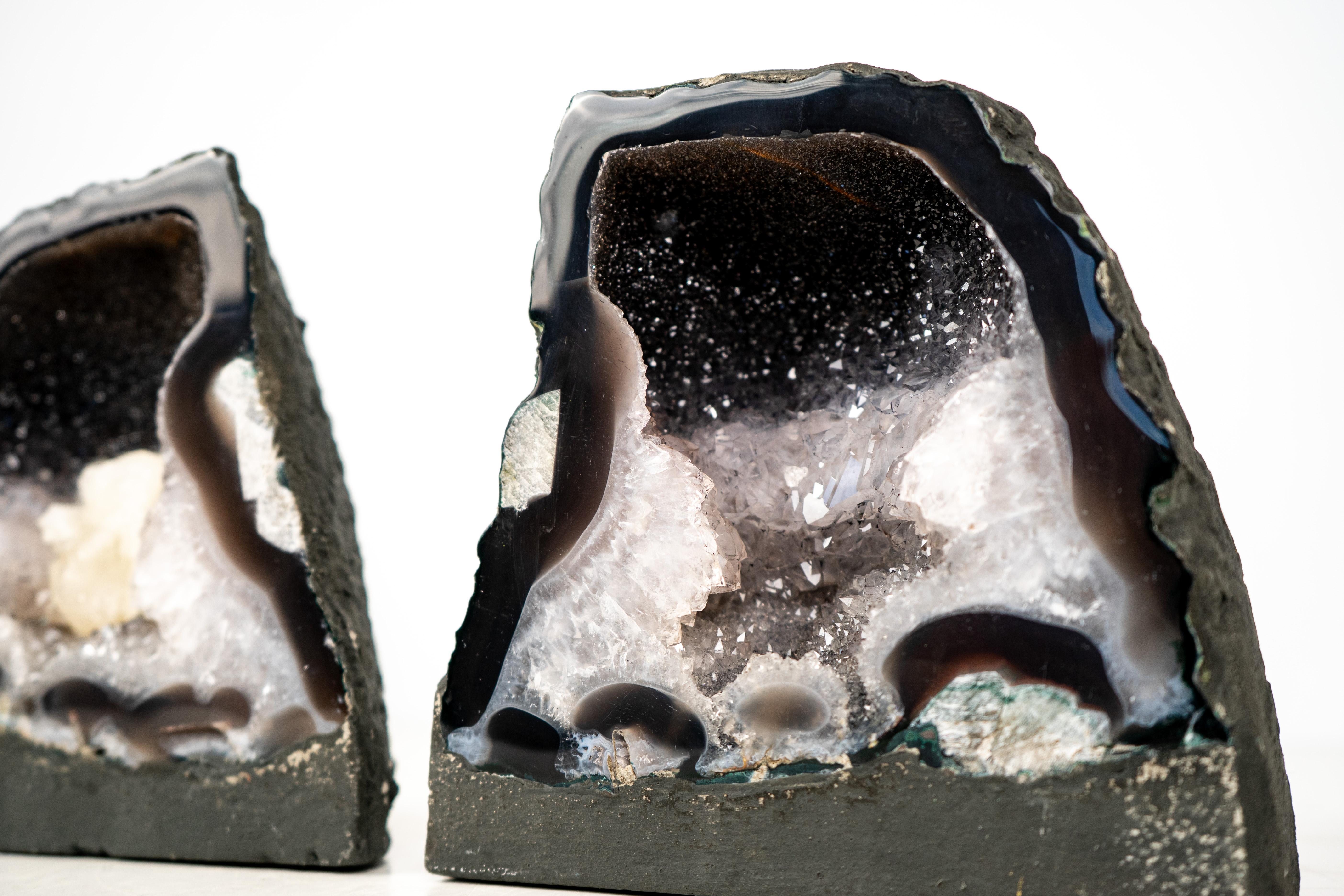 Coppia di geodi di agata con raro Galaxy Druzy bicolore in vendita 1