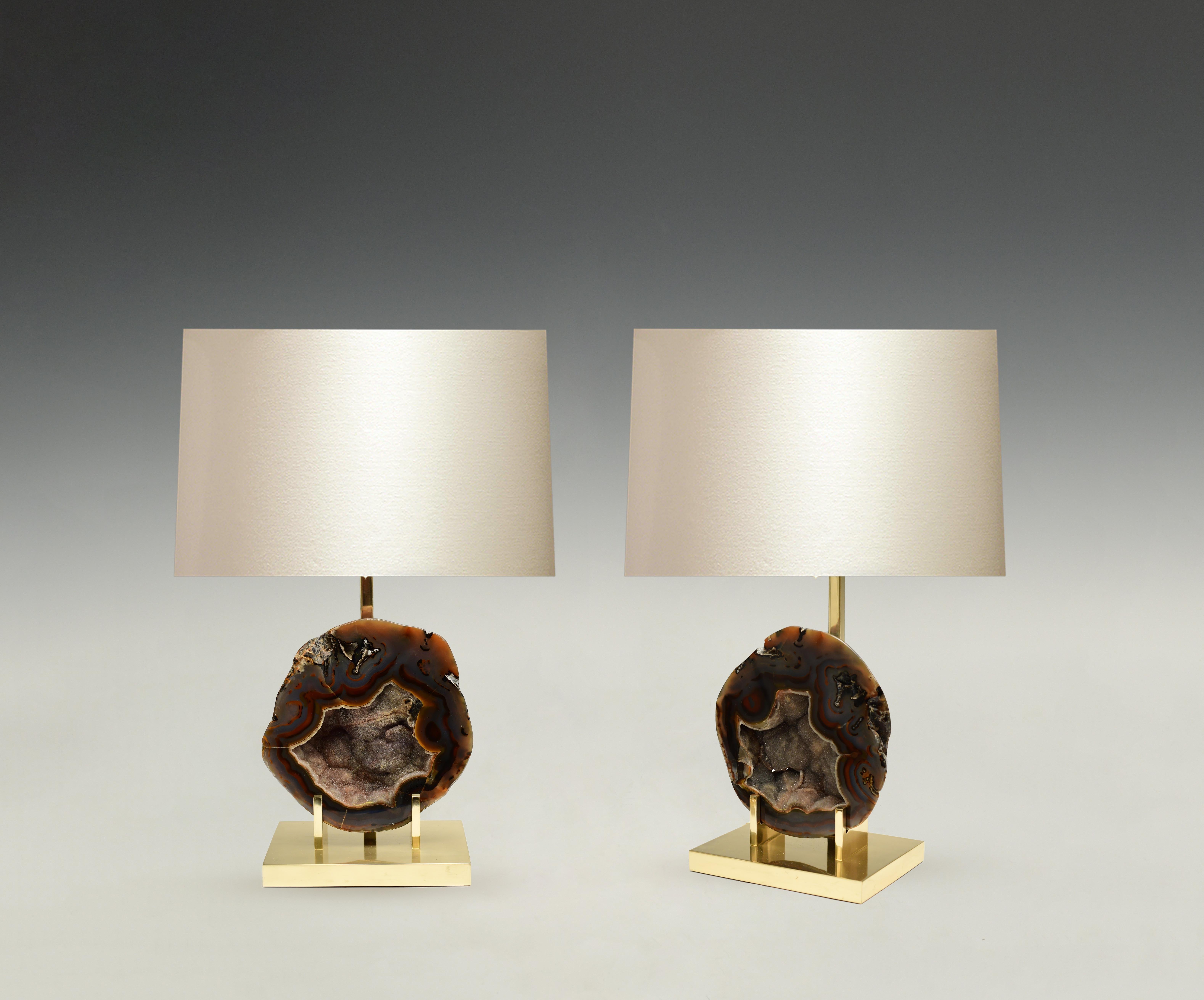 Pair of rare natural agate mounts as lamps with the polished brass bases.
Each lamp installs two sockets.
Lampshade do not include.
