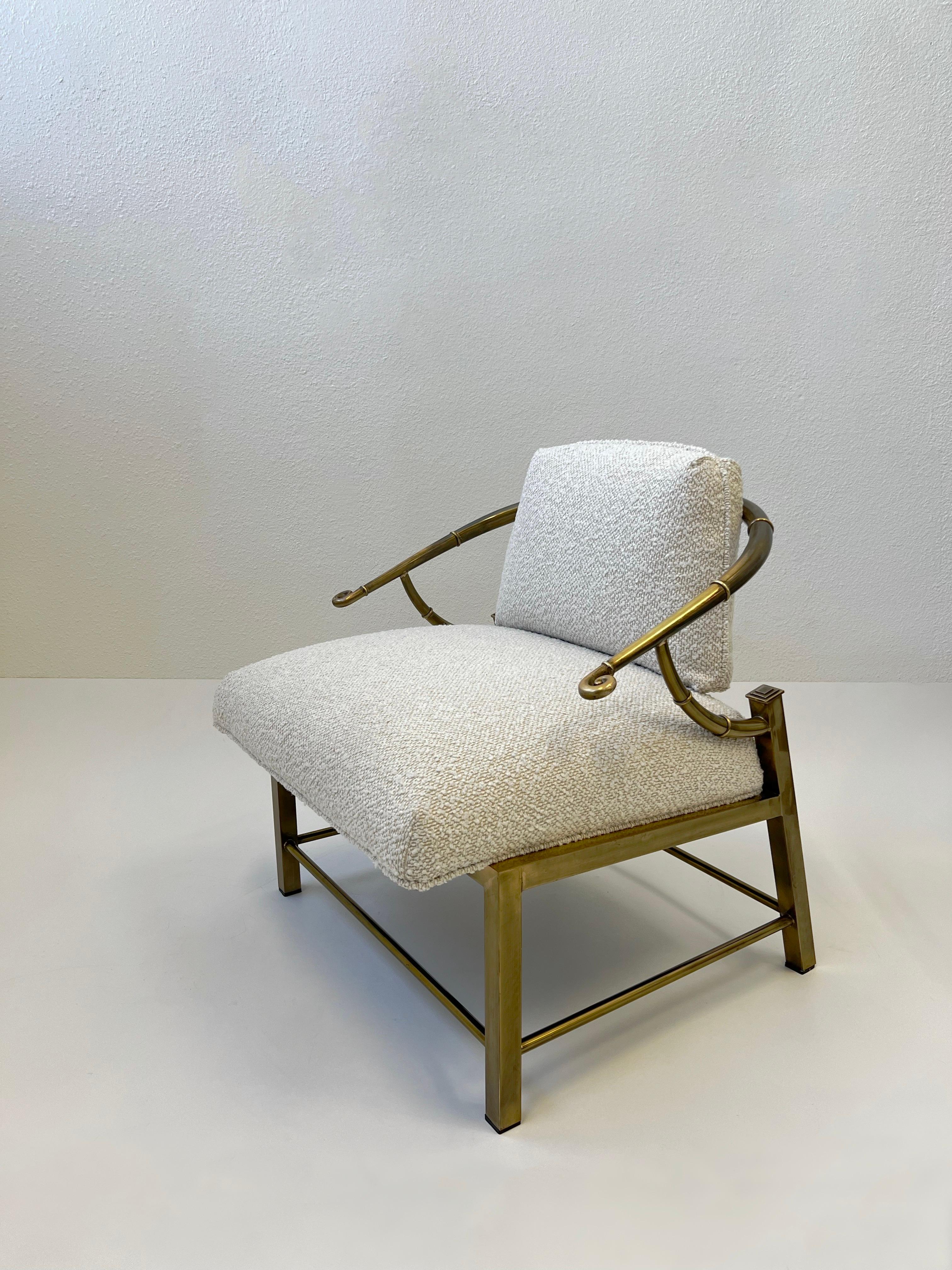 Pair of Aged Brass Lounge Chairs by Mastercraft In Good Condition For Sale In Palm Springs, CA