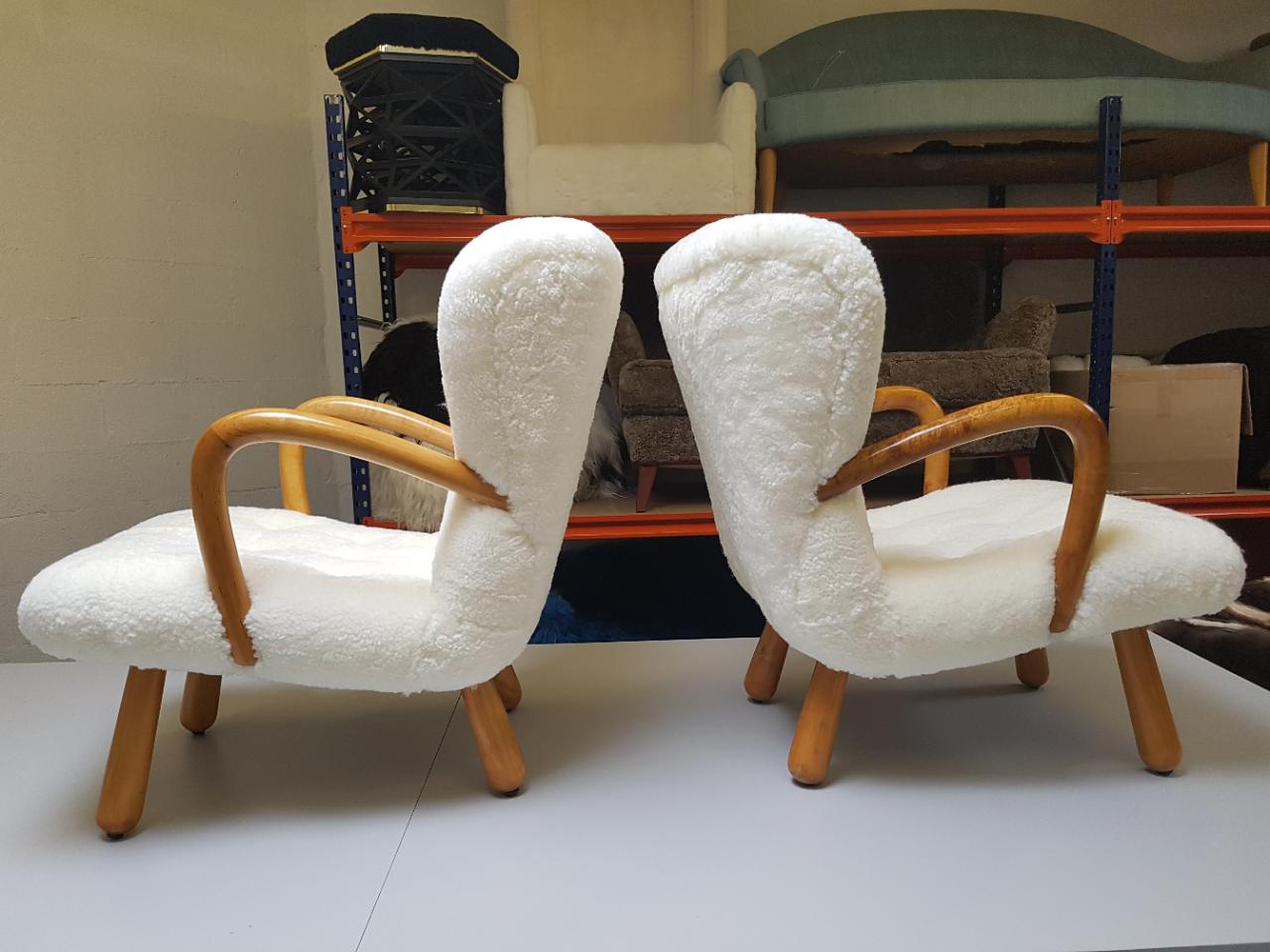 Scandinavian Modern Pair of AKE “Clam” Chairs, 1954, IKEA, Curly Lambskin Upholstery
