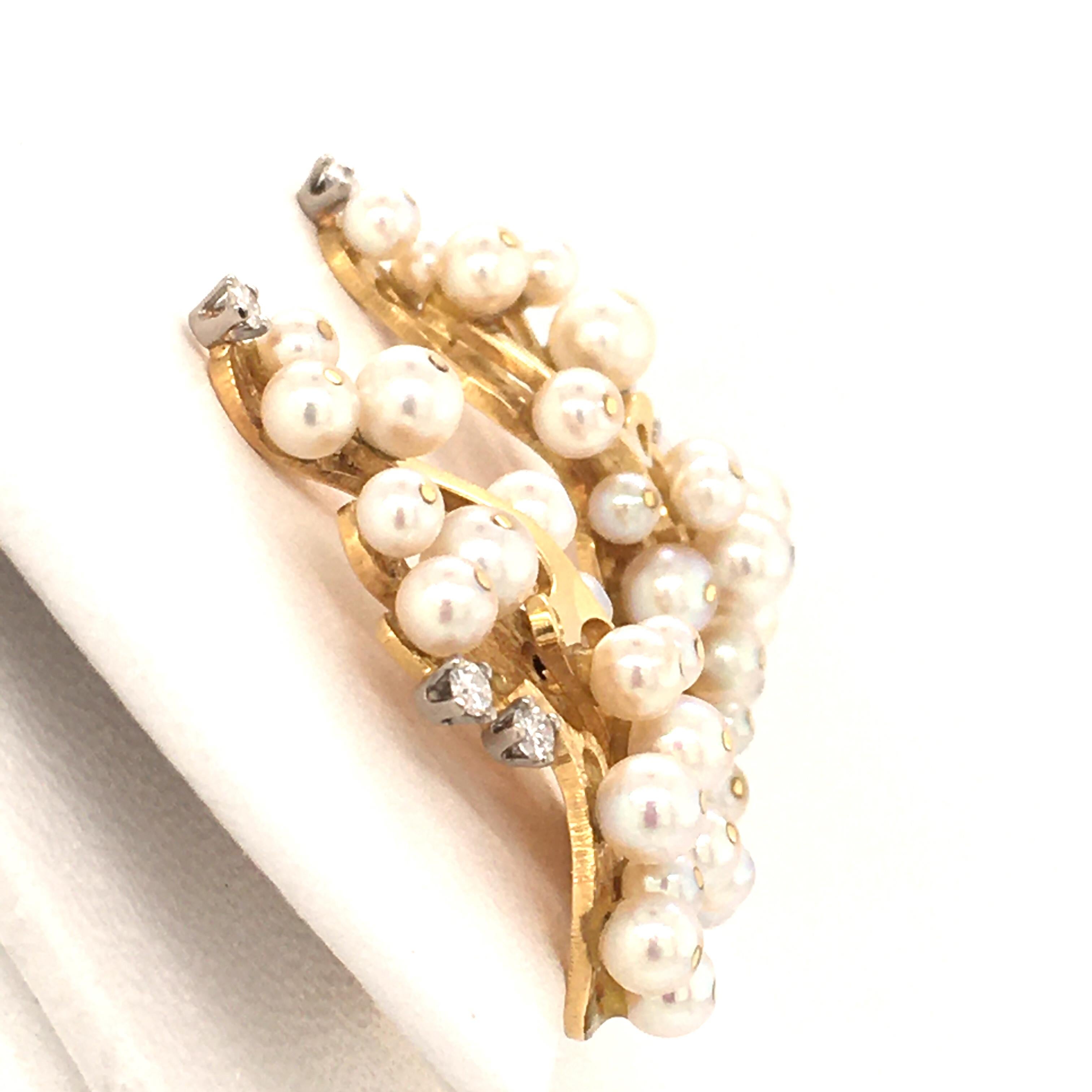 Women's or Men's Pair of Akoya Pearl Yellow Gold Earclips