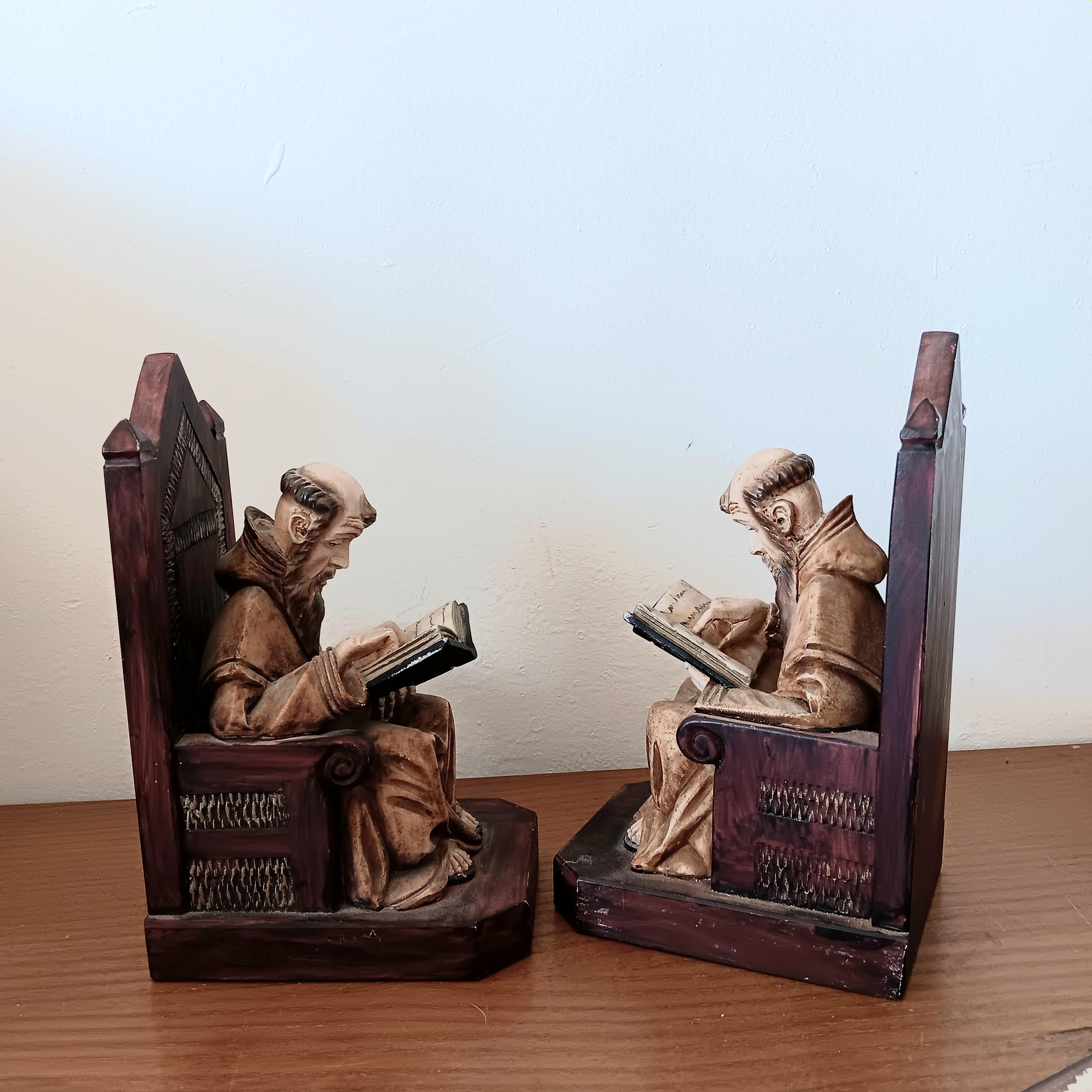italien Serre-livres polycrhome en forme de bibliothèque médiévale Monk, très original en vente