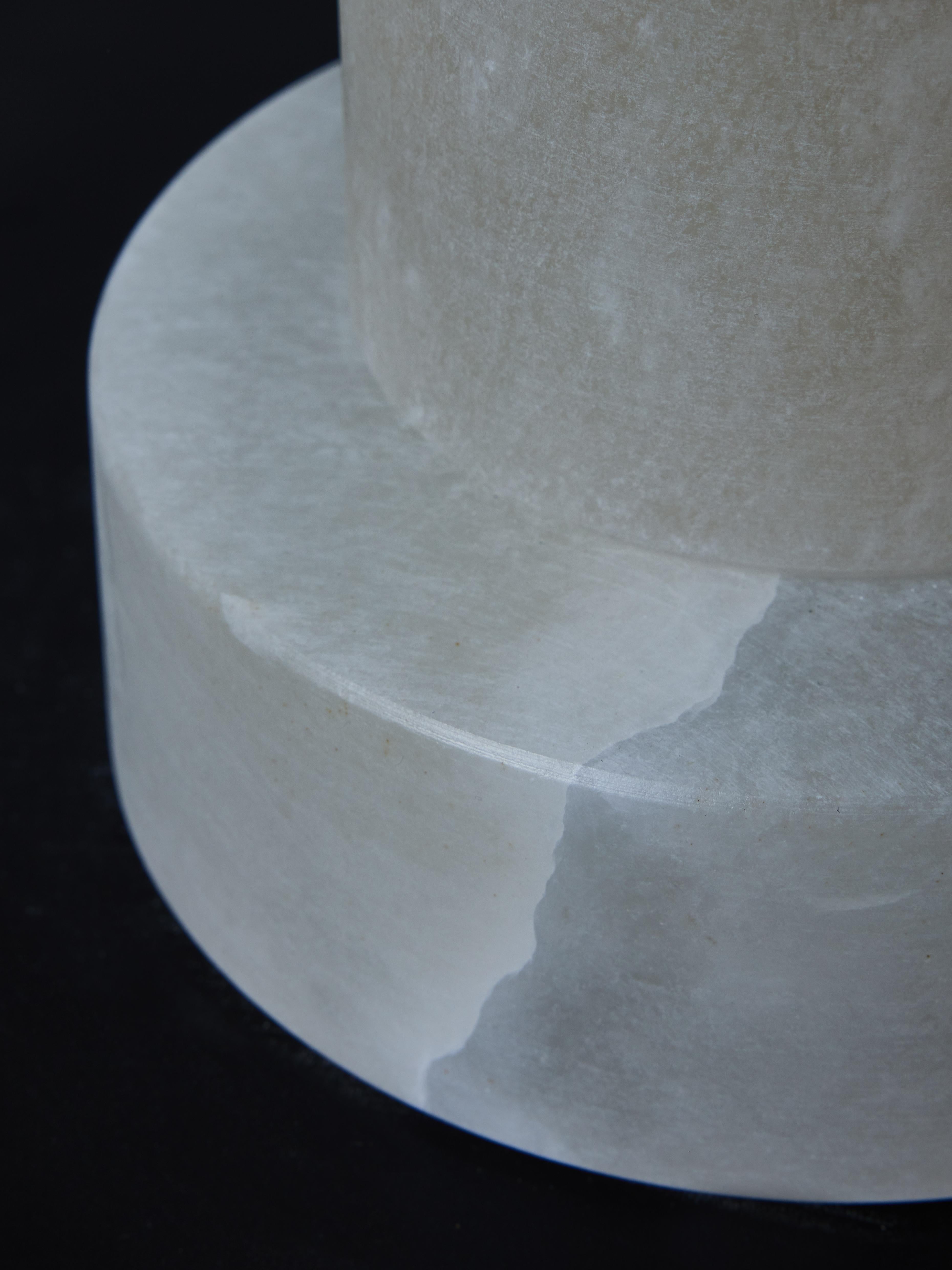 Ein Paar monolithische Alabaster-Tischlampen im Angebot 1