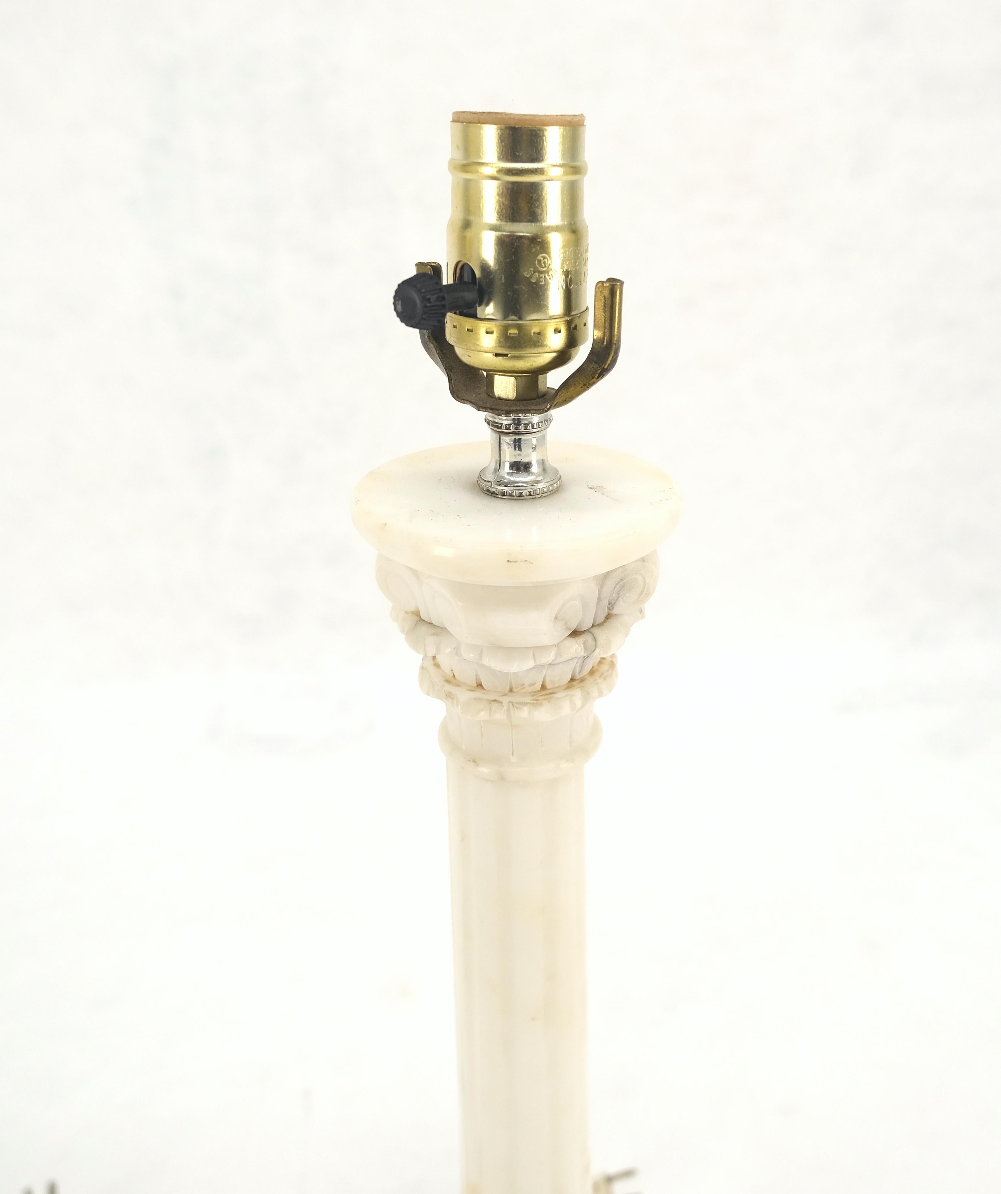 Paire de lampes de table à piédestal en forme de colonne en albâtre ou en marbre c1940s MINT en vente 5