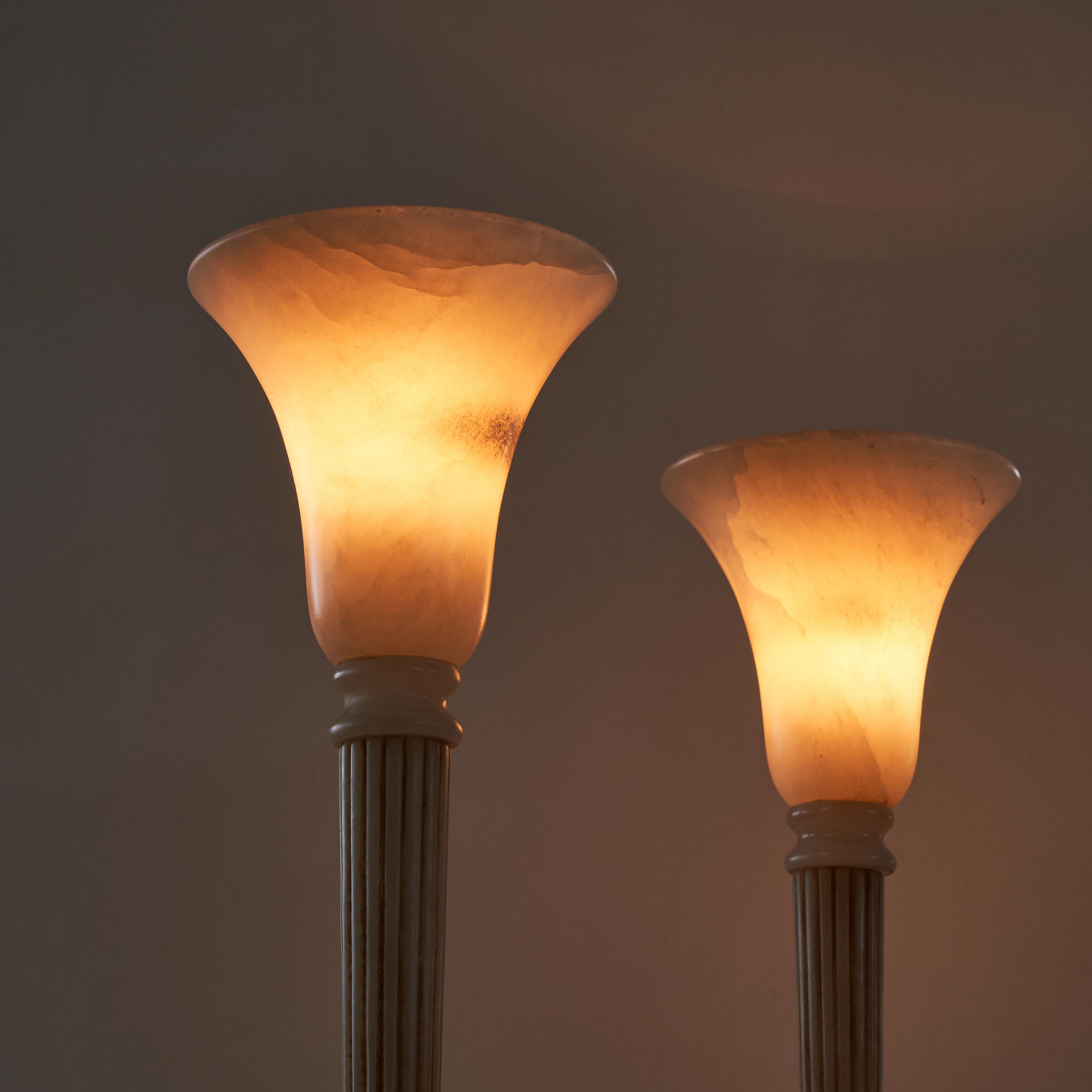 Mid-Century Modern Paire de lampes de table en albâtre en vente