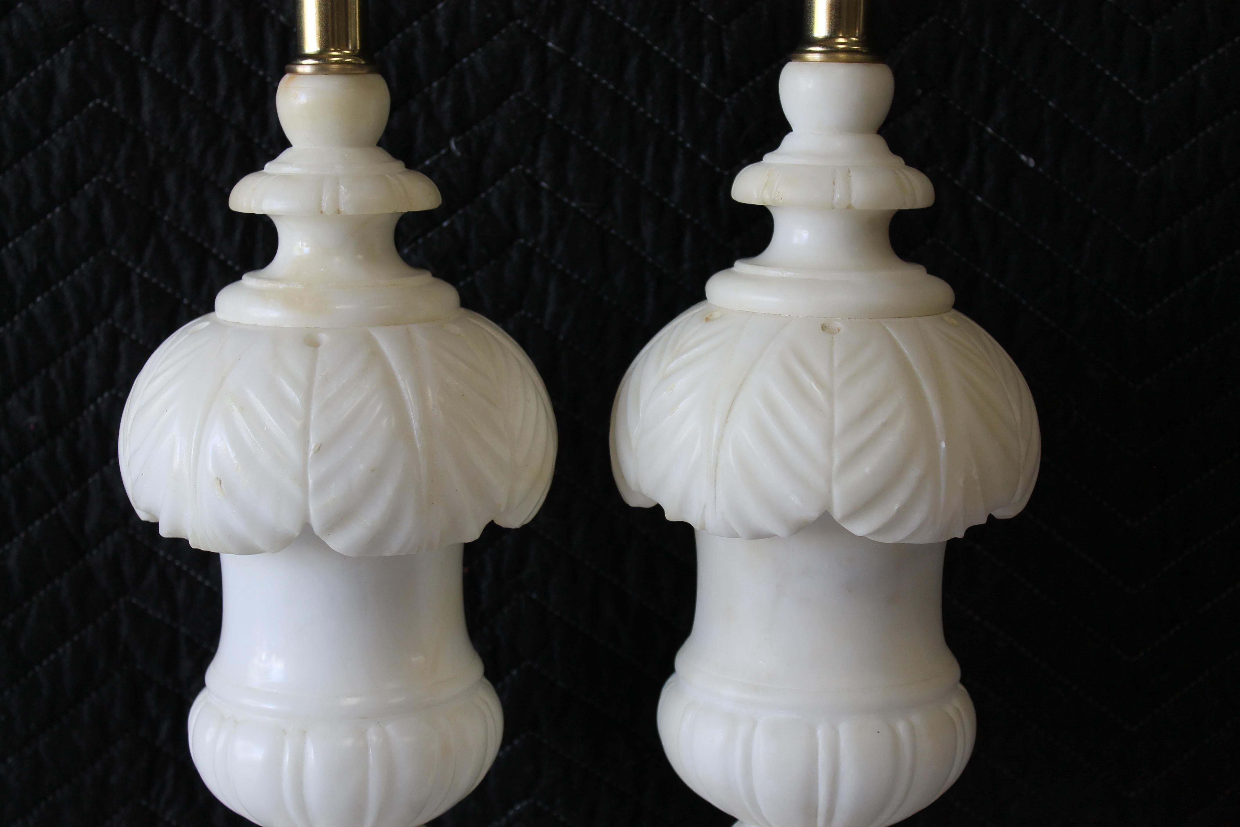 American Classical Pair of Alabaster Table Lamps