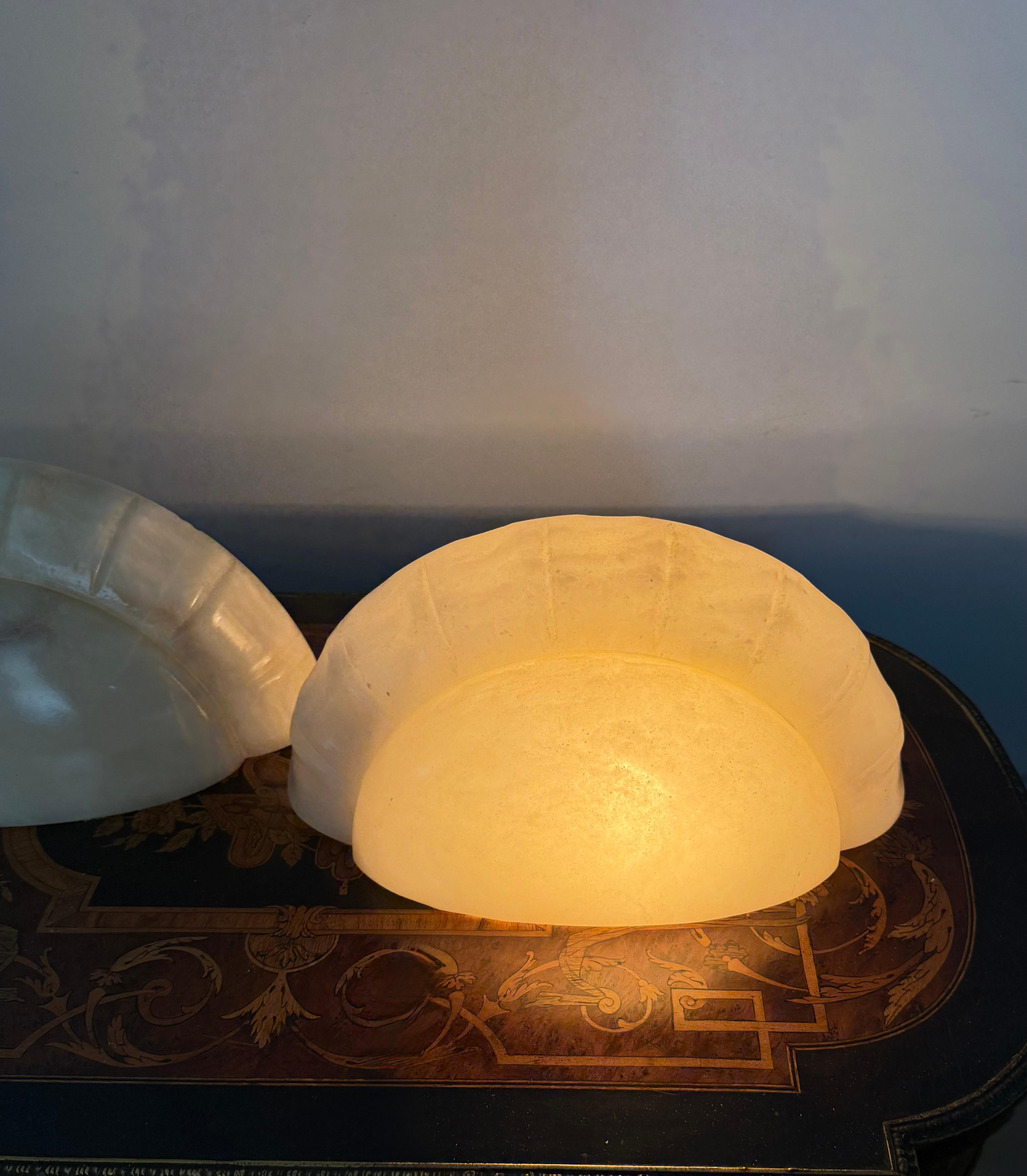 Pair of Alabaster Wall Sconces / Lights with Sculpted Bamboo-Style Edge, 1970s en vente 6