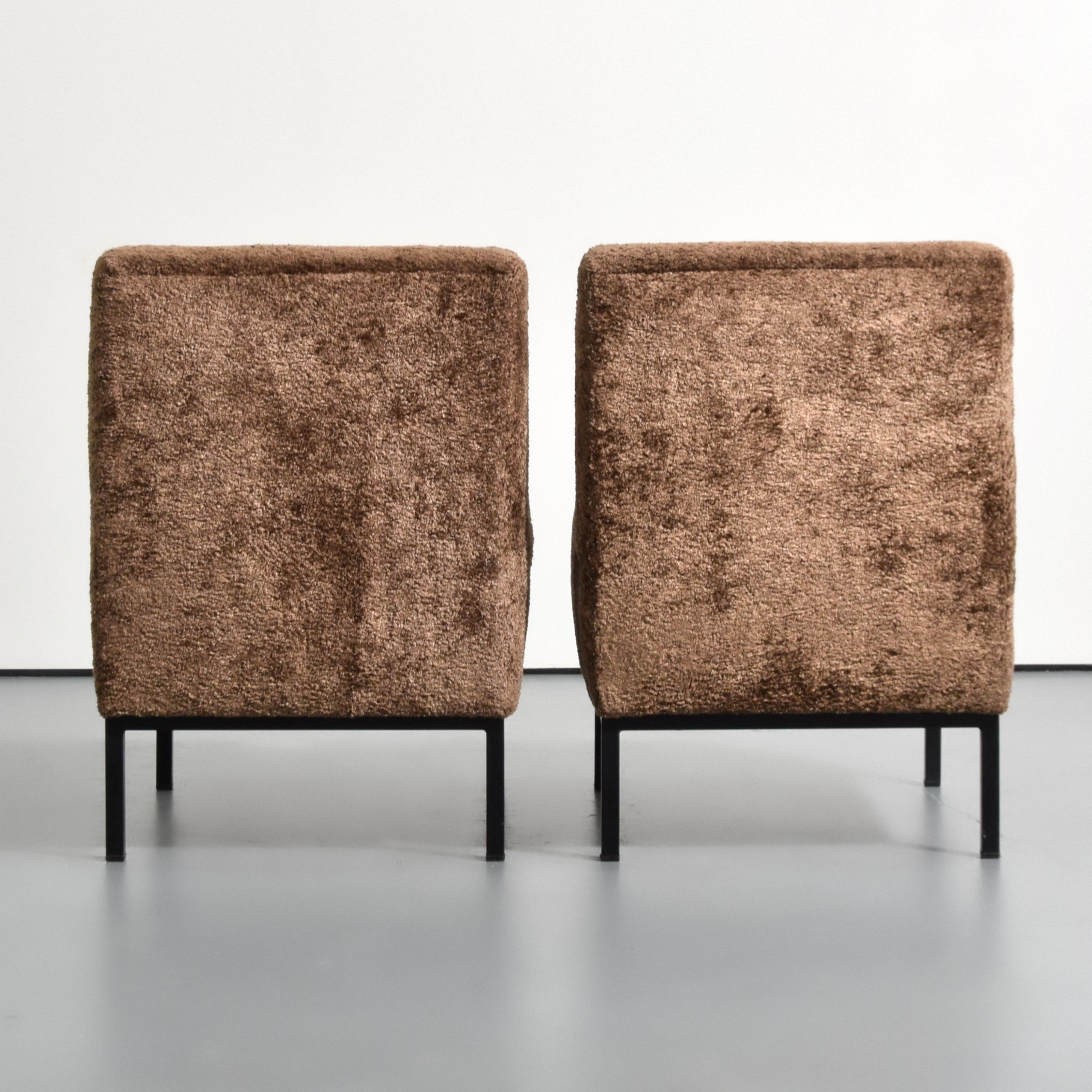 Paire de chaises longues Alain Richard, design moderniste français Bon état - En vente à Lake Worth Beach, FL