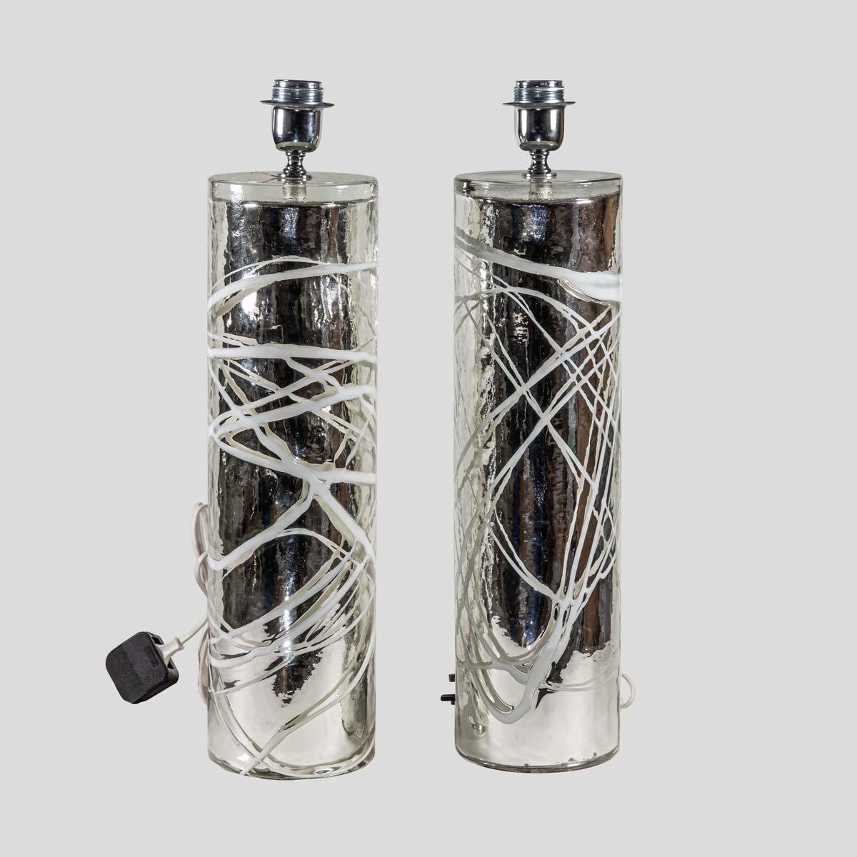 Pair of table lamps blown Murano silver mirrored glass with withe abstract glass decor, cylindrical shape by Alberto Dona