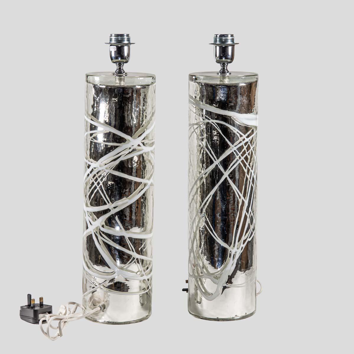 Pair of Alberto Dona hand blown Silver Mirrored Murano glass table lamps In condizioni buone in vendita a London, GB