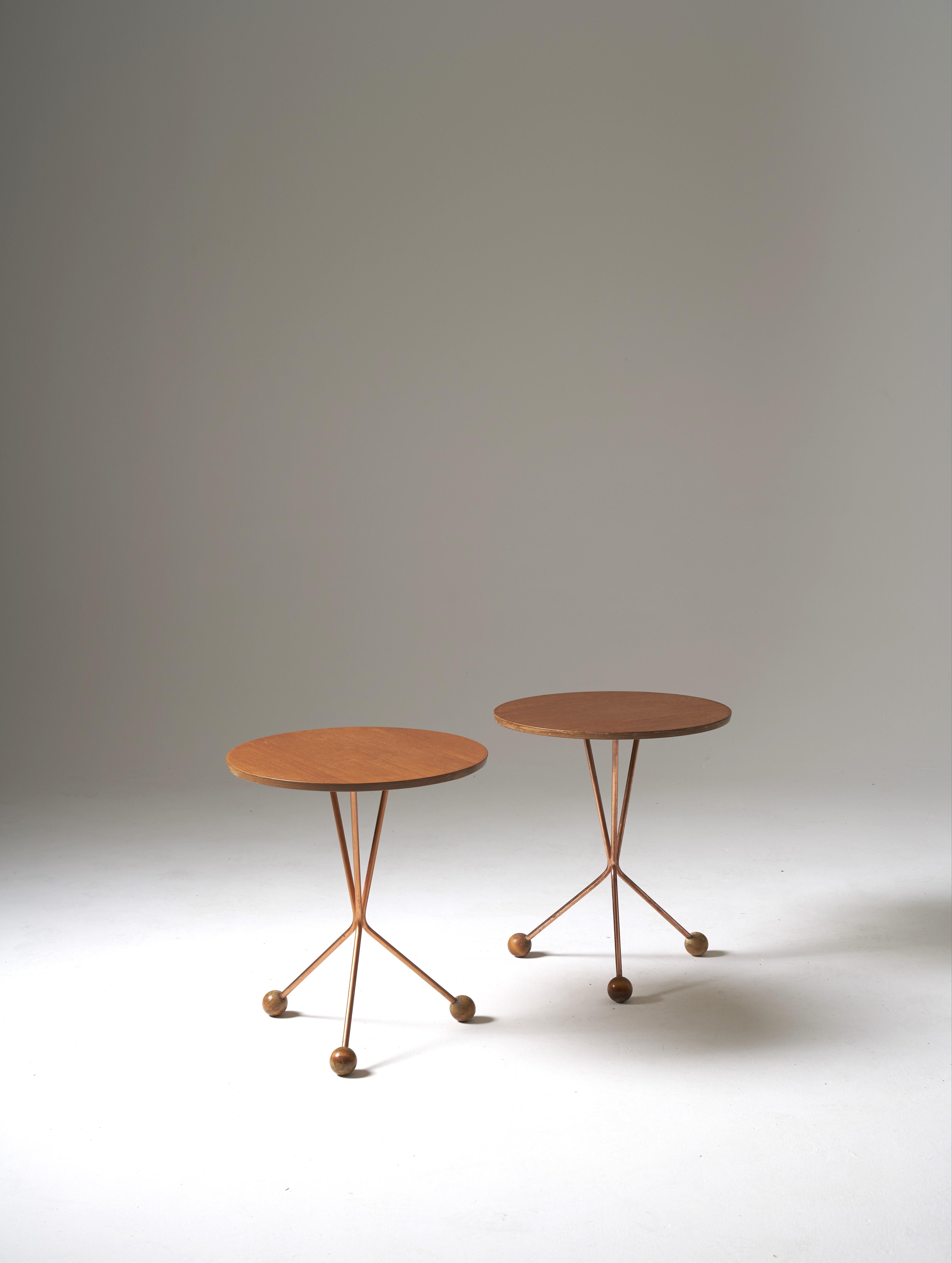 Pair of Alberts teak side tables by Albert Larsson. 2