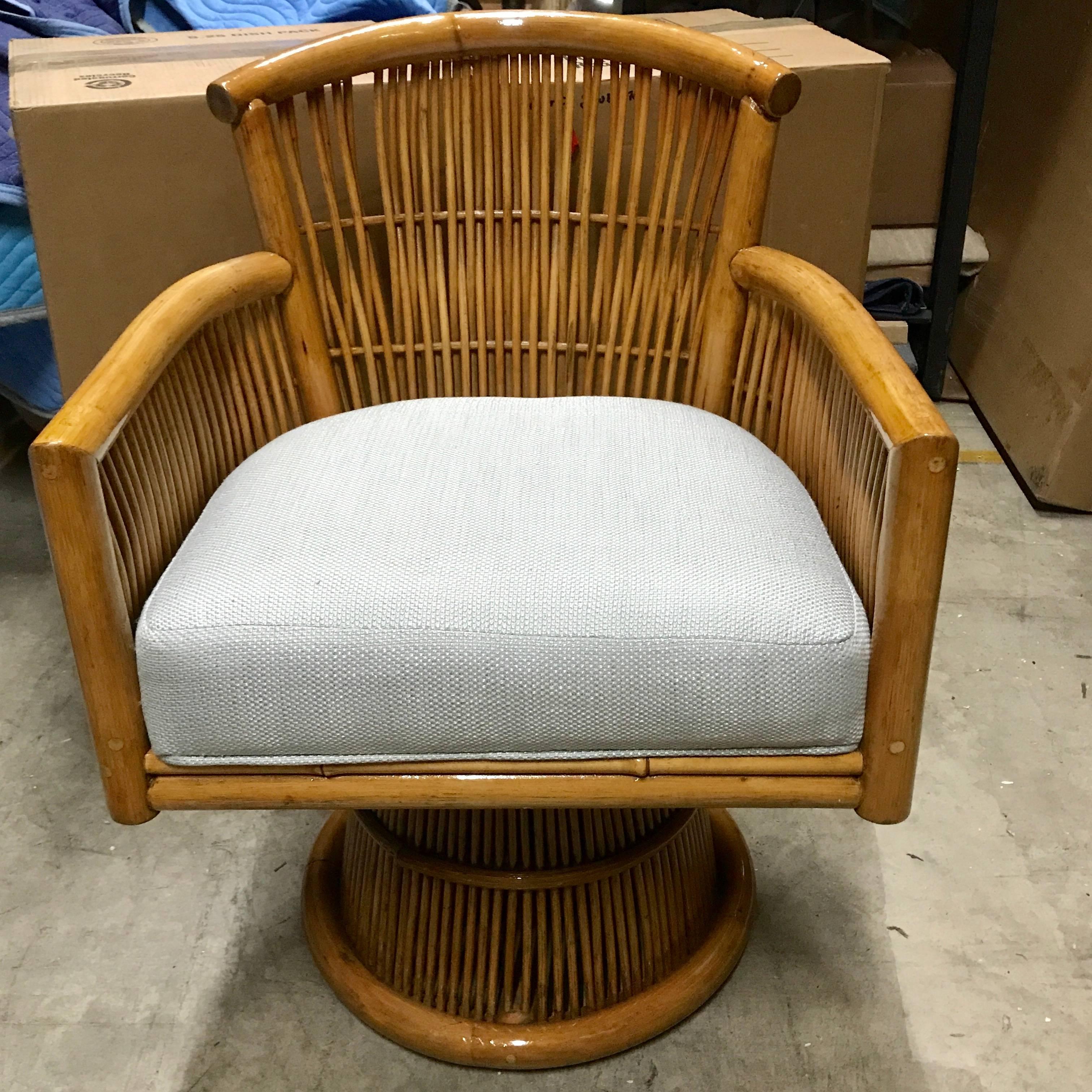 Pair of Albini Style Rattan and Bamboo Swivel Chairs 2