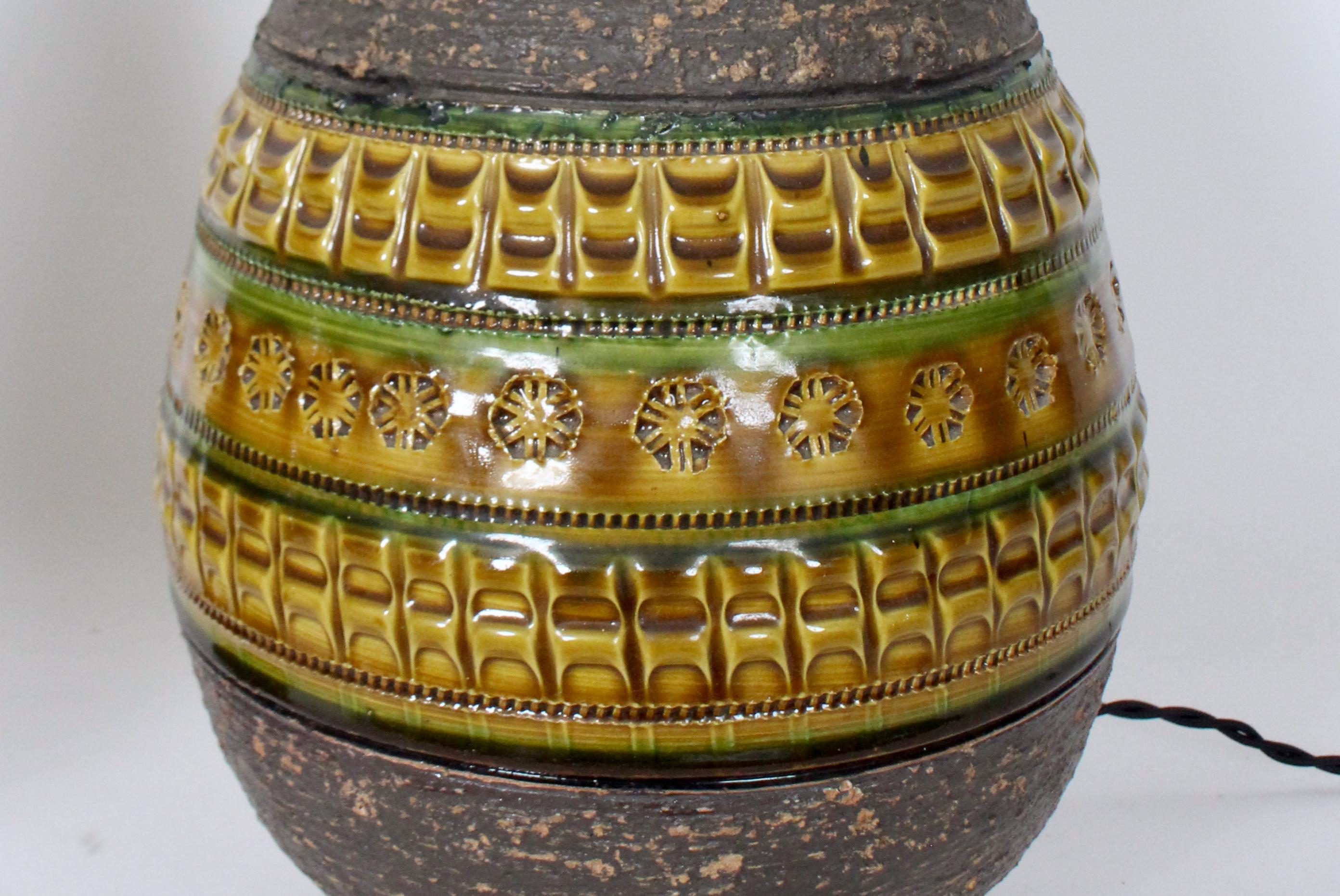 Pair of Aldo Londi for Bitossi Green & Ochre Banded Pottery Table Lamps, 1950's For Sale 6