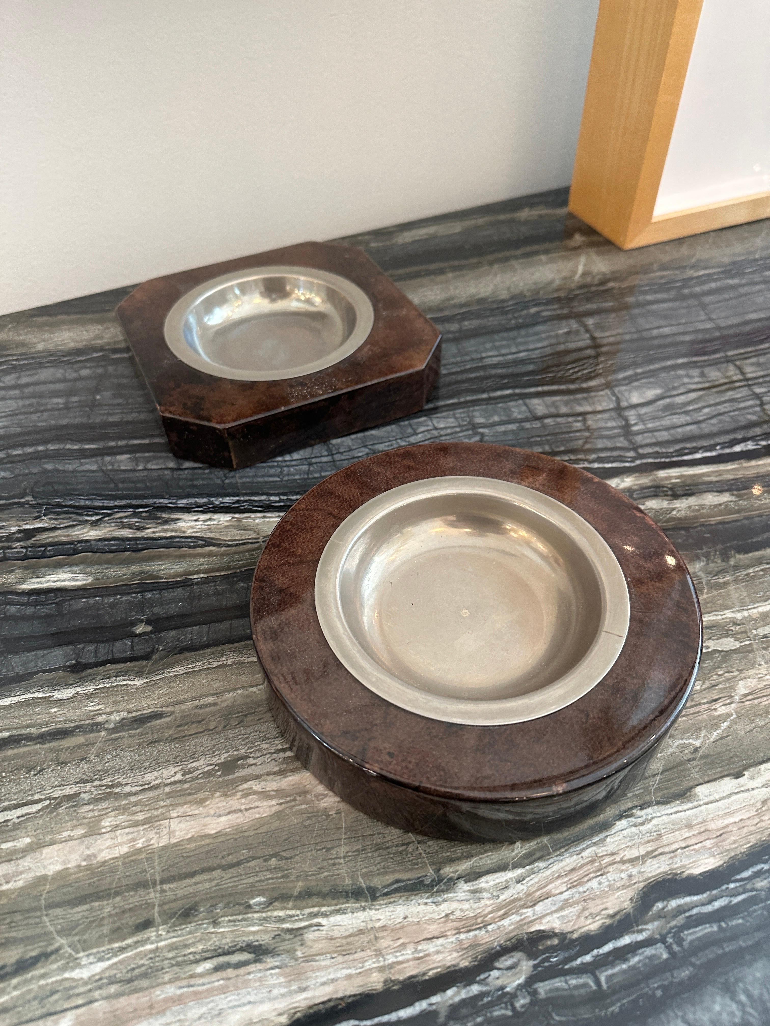 Pair of Aldo Tura Vintage Goatskin Bowls/ Vide-Poches For Sale 2