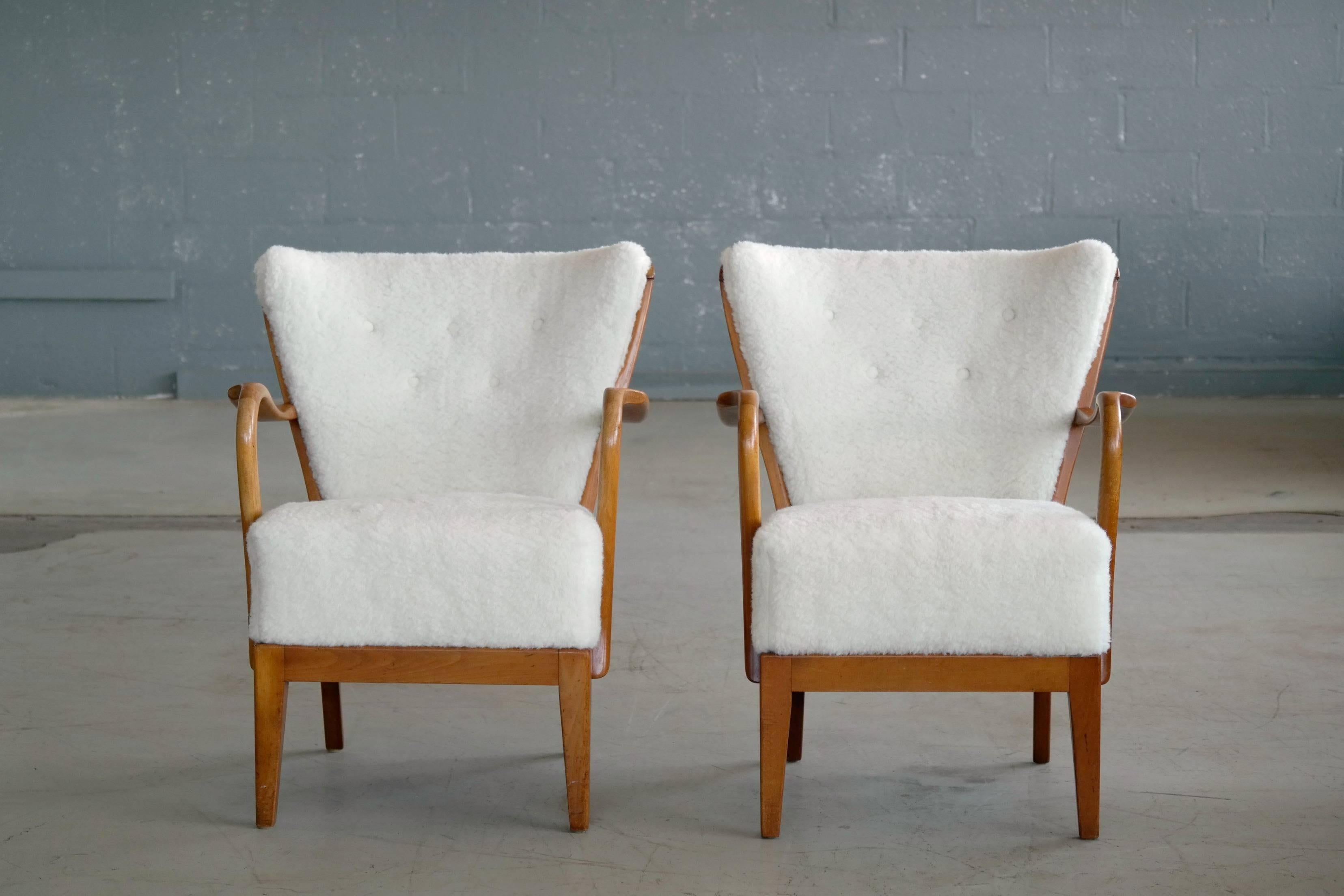 Mid-Century Modern Pair of Alfred Christensen Spindle Back Open Armrest Lounge Chair in Lambswool