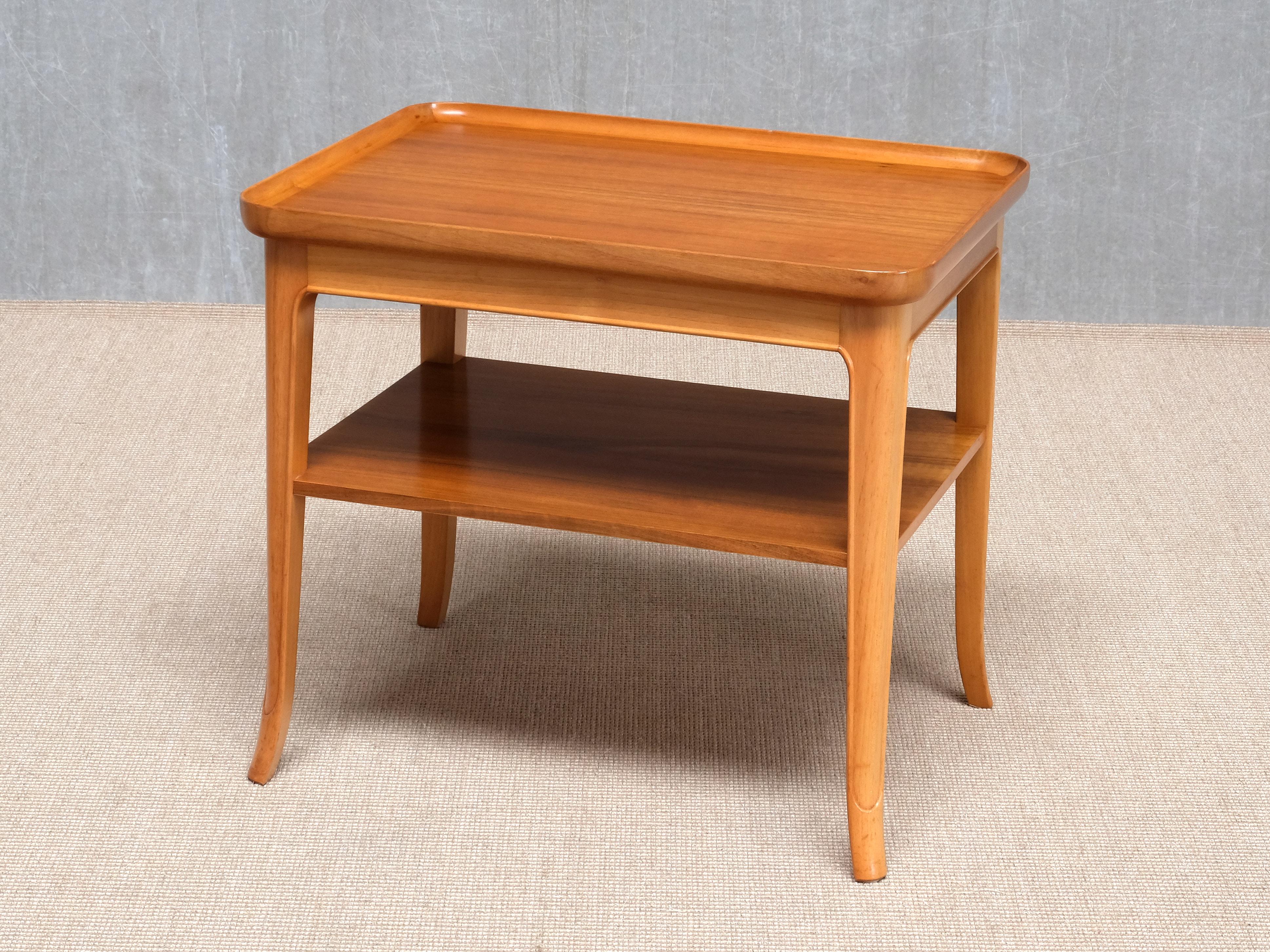 Paar Beistelltische von Alfred Kvarnholt aus Birnbaum und Nussbaum, Schweden, 1940er Jahre im Angebot 4