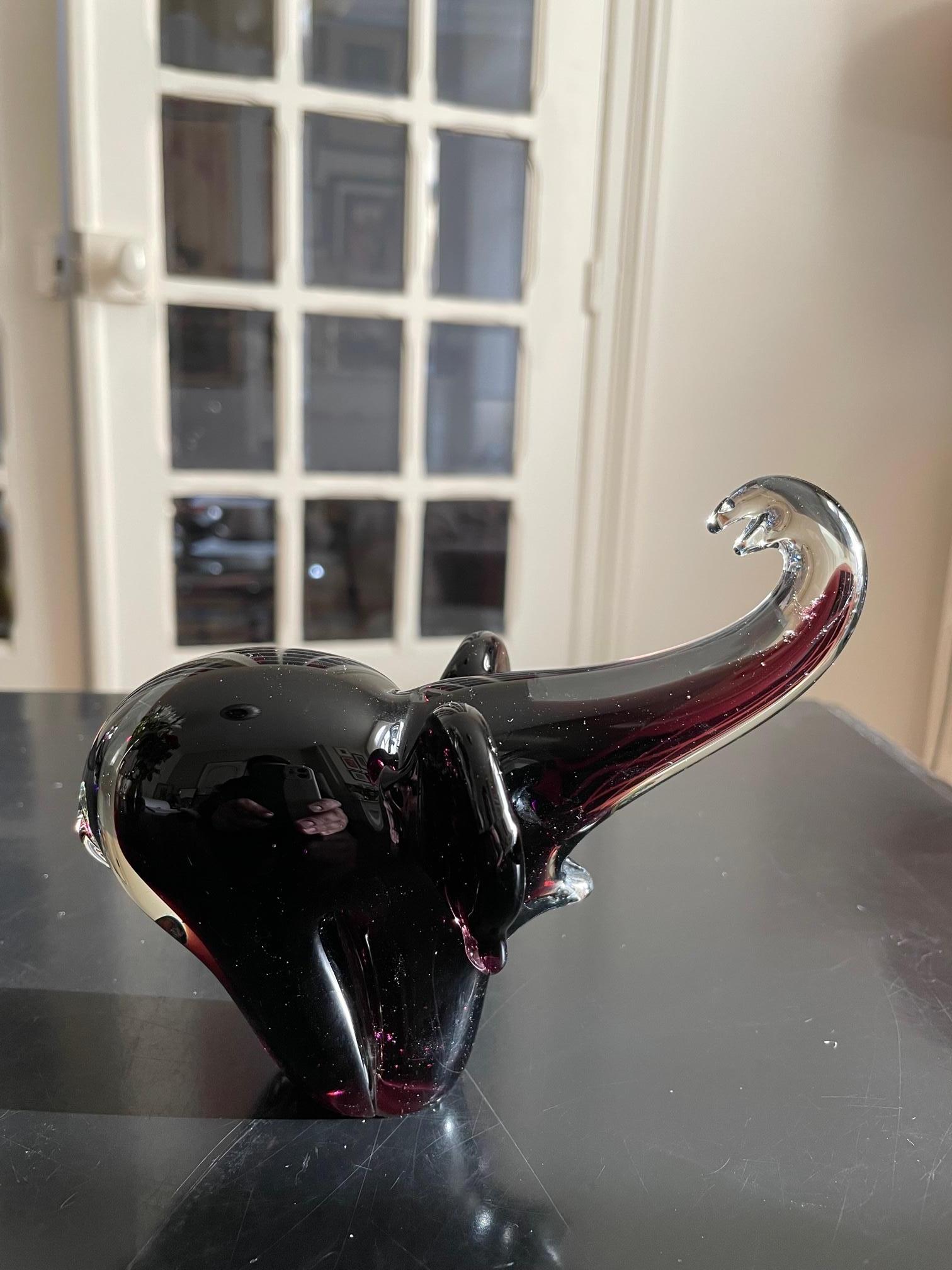 Hand blown Sommerso glass animal sculptures attributed to Anfredi Barbini, Italy, 1950's 
Made of purple glass submerged into clear glass
The shades of purple at the body highlight its beauty.