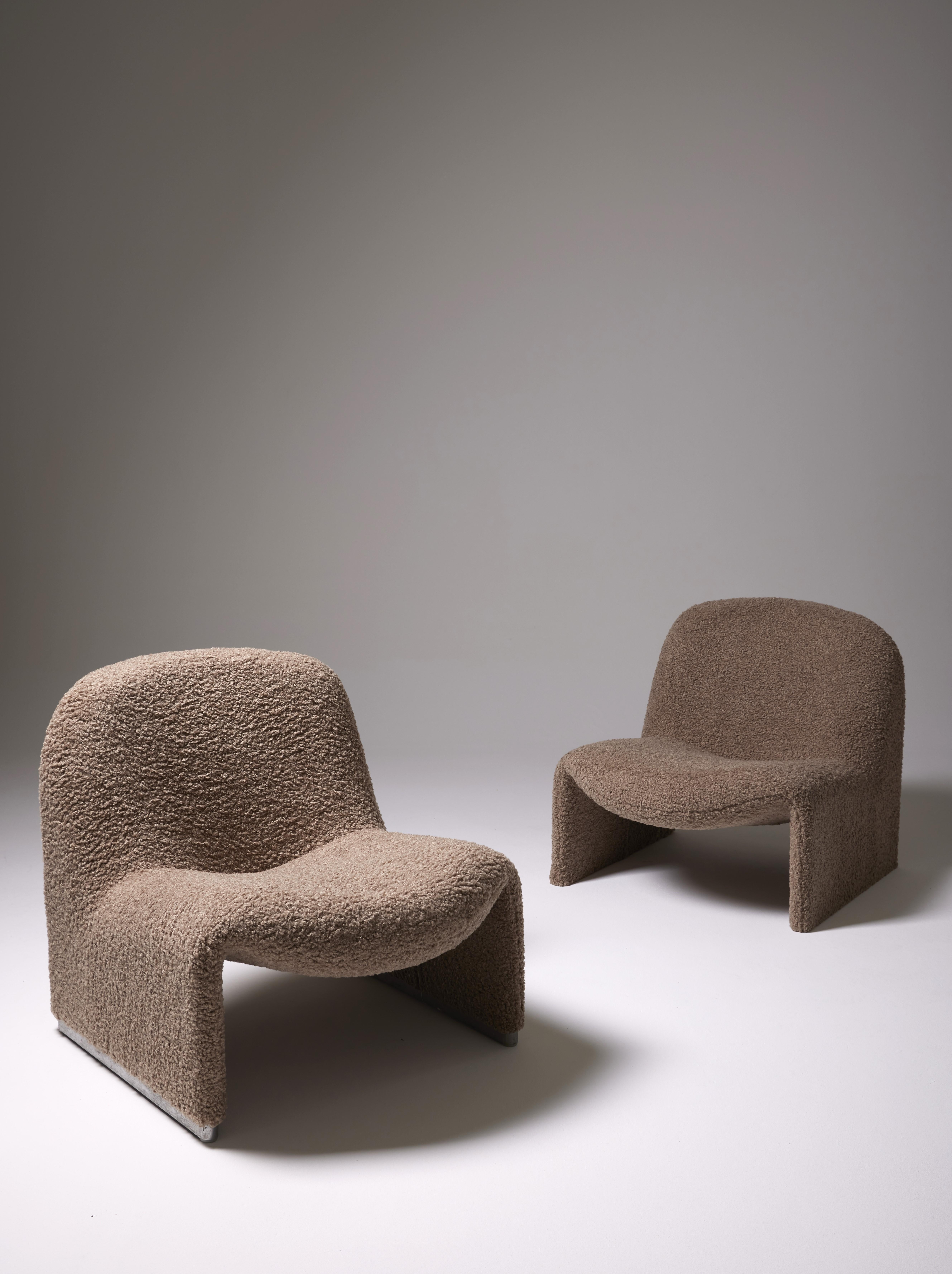 Pair of Alky armchairs by Giancarlo Piretti for Artifort, Italy 1970s  5