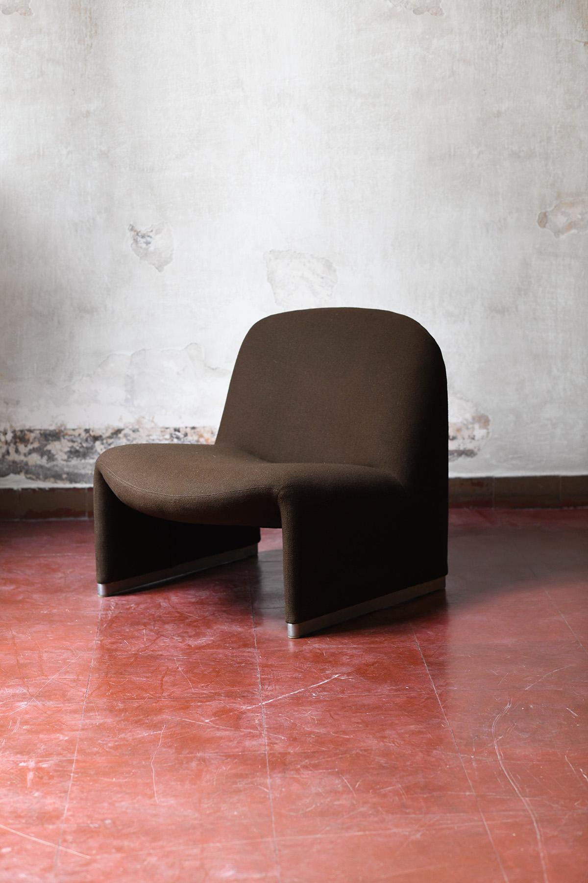 Pair of Alky armchairs by Giancarlo Piretti for Castelli, 1970 In Good Condition In Roma, RM