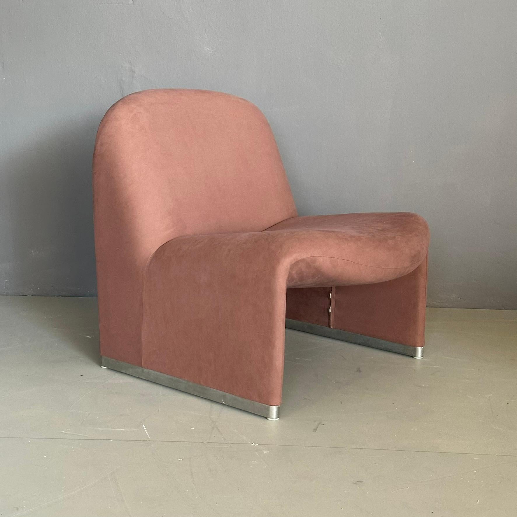 Pair of  'ALKY' armchairs design by Giancarlo Piretti for Anonima Castelli 1970 For Sale 1