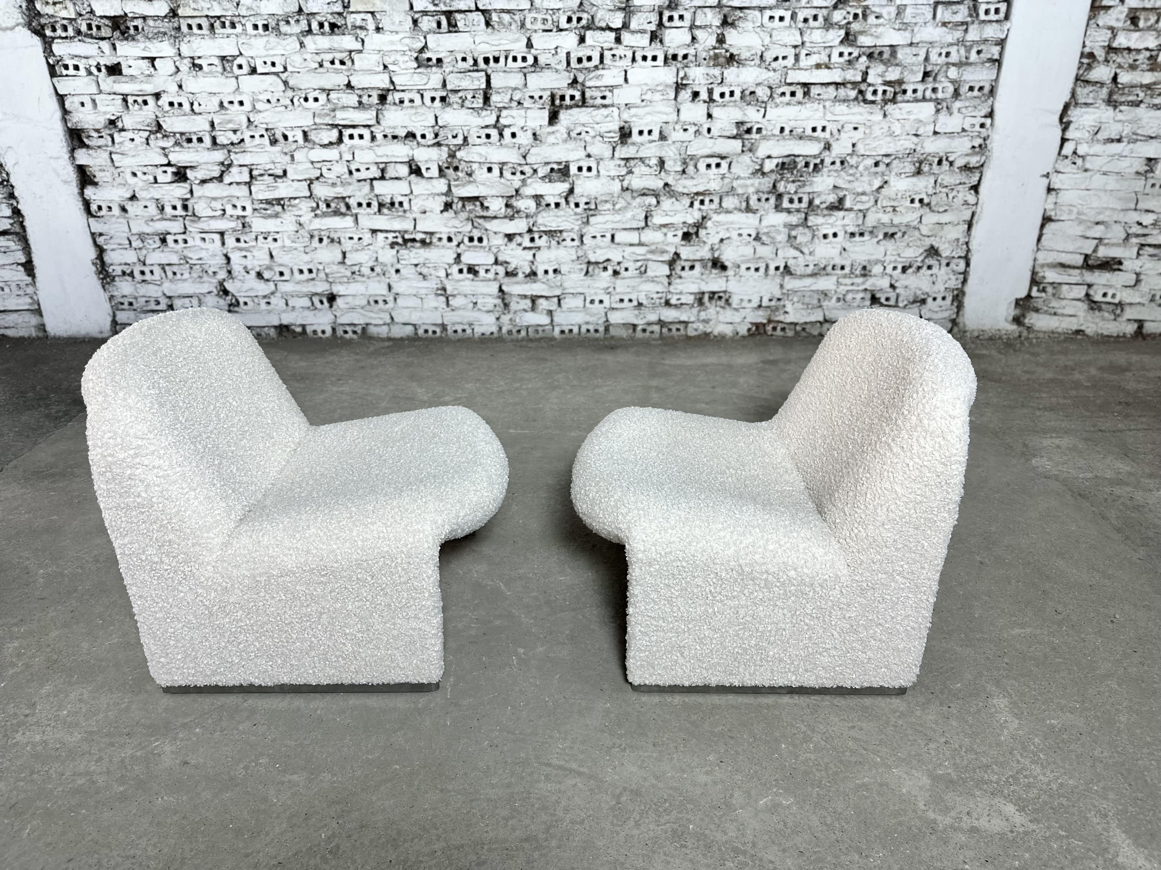Pair of Alky Chairs by Giancarlo Piretti for Castelli, Italy In Good Condition In Bridgeport, CT