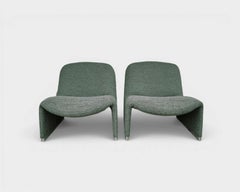 Coppia di sedie Alky in Minotti Bouclé di Giancarlo Piretti, Castelli, anni ’70