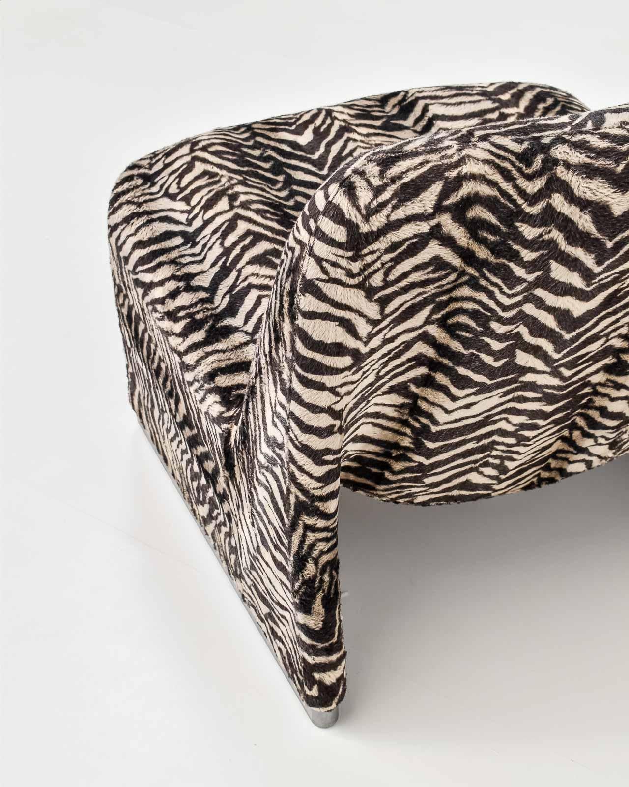 Pair of Alky Chairs in Zebra Fabric by Giancarlo Piretti, 1970s 5