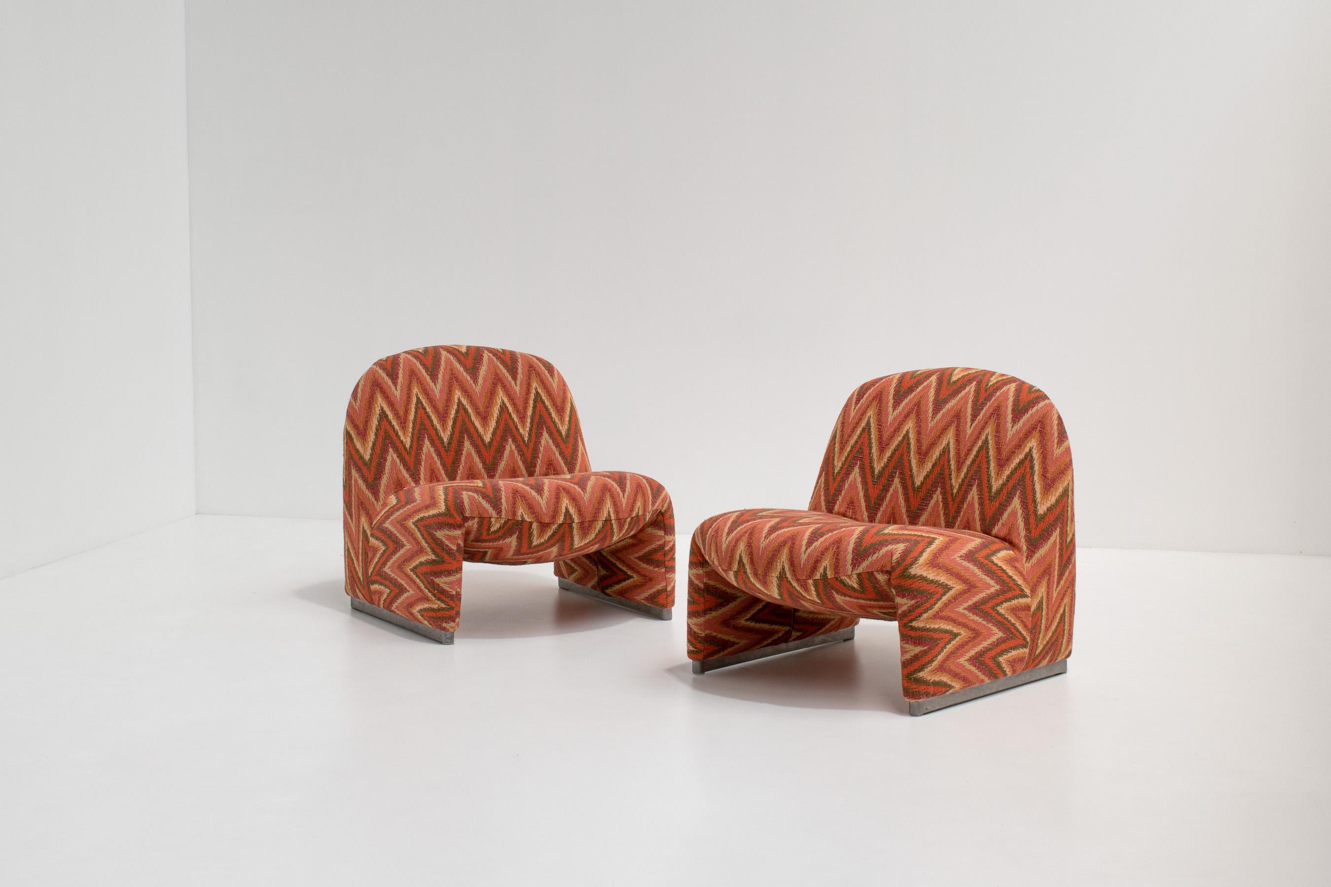 Late 20th Century Pair of Alky Chairs in Zig Zag Fabric by Giancarlo Piretti, 1970s