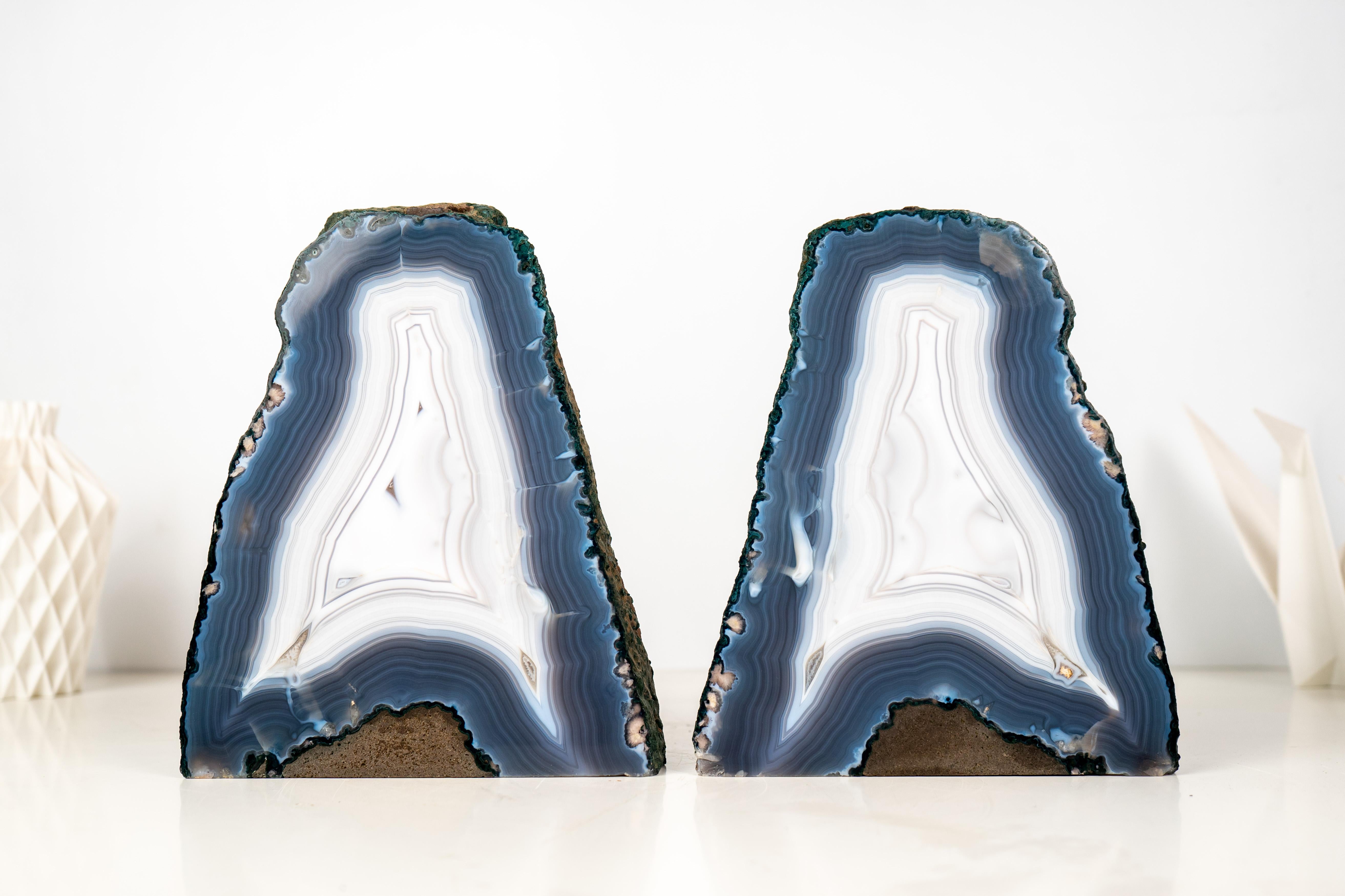 Pair of All-Natural Blue and White Agate Lace Geodes with Intact Drawn Lines For Sale 4