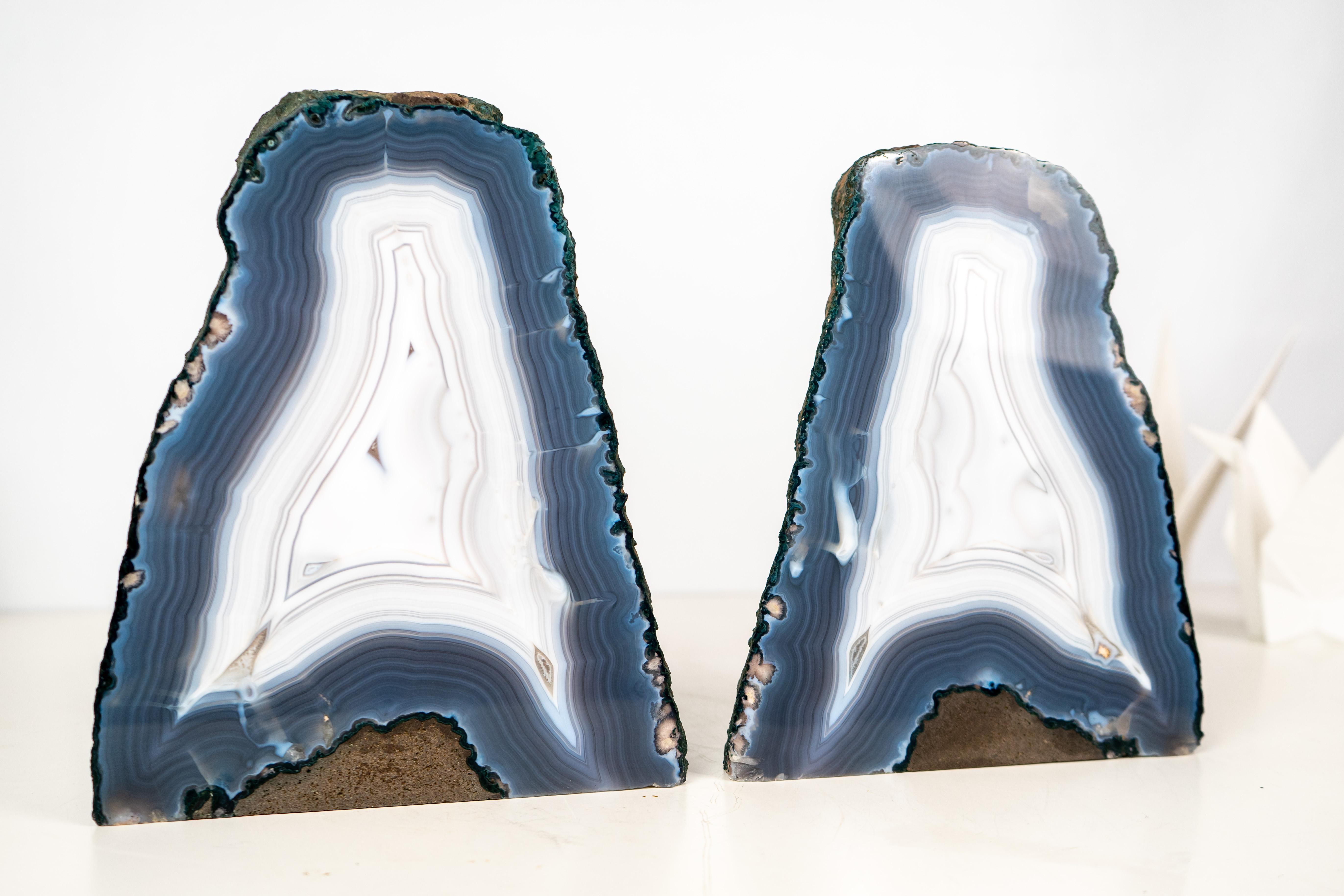 Pair of All-Natural Blue and White Agate Lace Geodes with Intact Drawn Lines For Sale 3