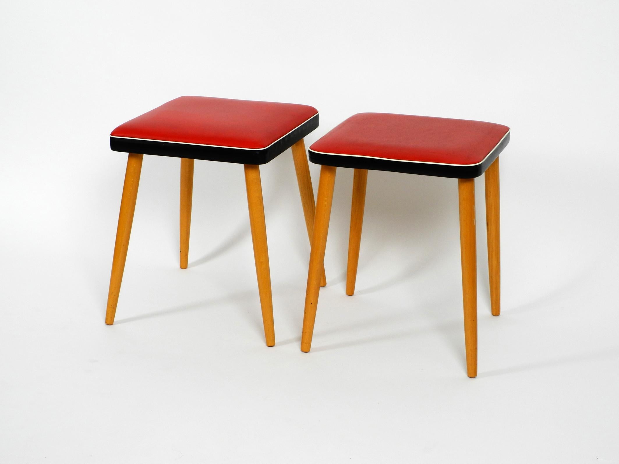 Pair of Almost Mint Midcentury Wooden Stools with Red Faux Leather Cover in Red In Good Condition In München, DE