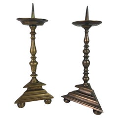 Paire de chandeliers d'autel, chandeliers d'église - bronze doré - 17e / 18e
