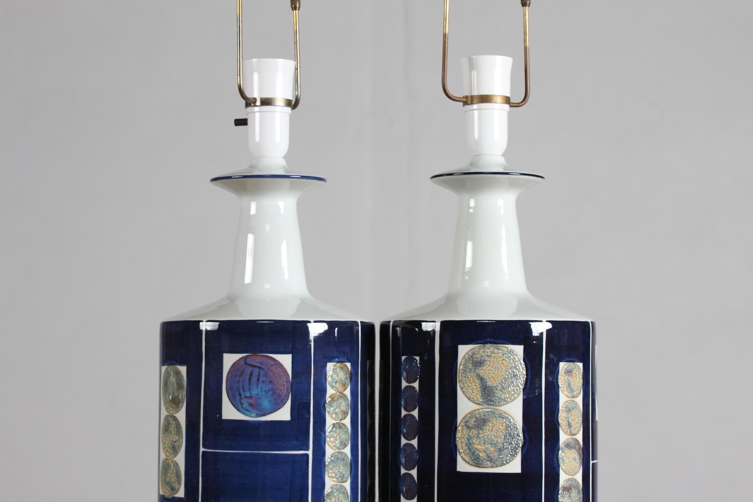 Paar hohe Aluminia-Tischlampen von Inge-Lise Koefoed, Dänische Keramik 1960er Jahre im Angebot 6