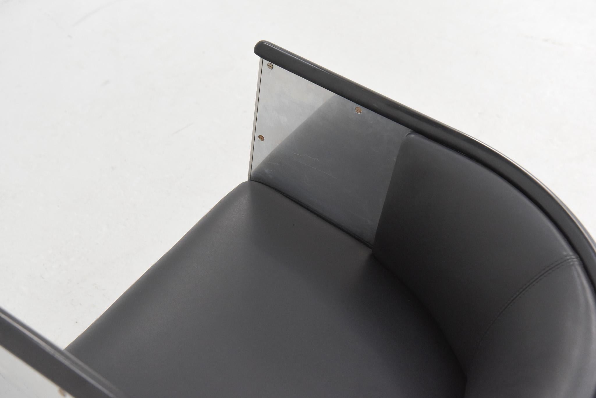Pair of Aluminium Leather Club Chairs by Mats Theselius for Källemo In Good Condition For Sale In Münster, DE
