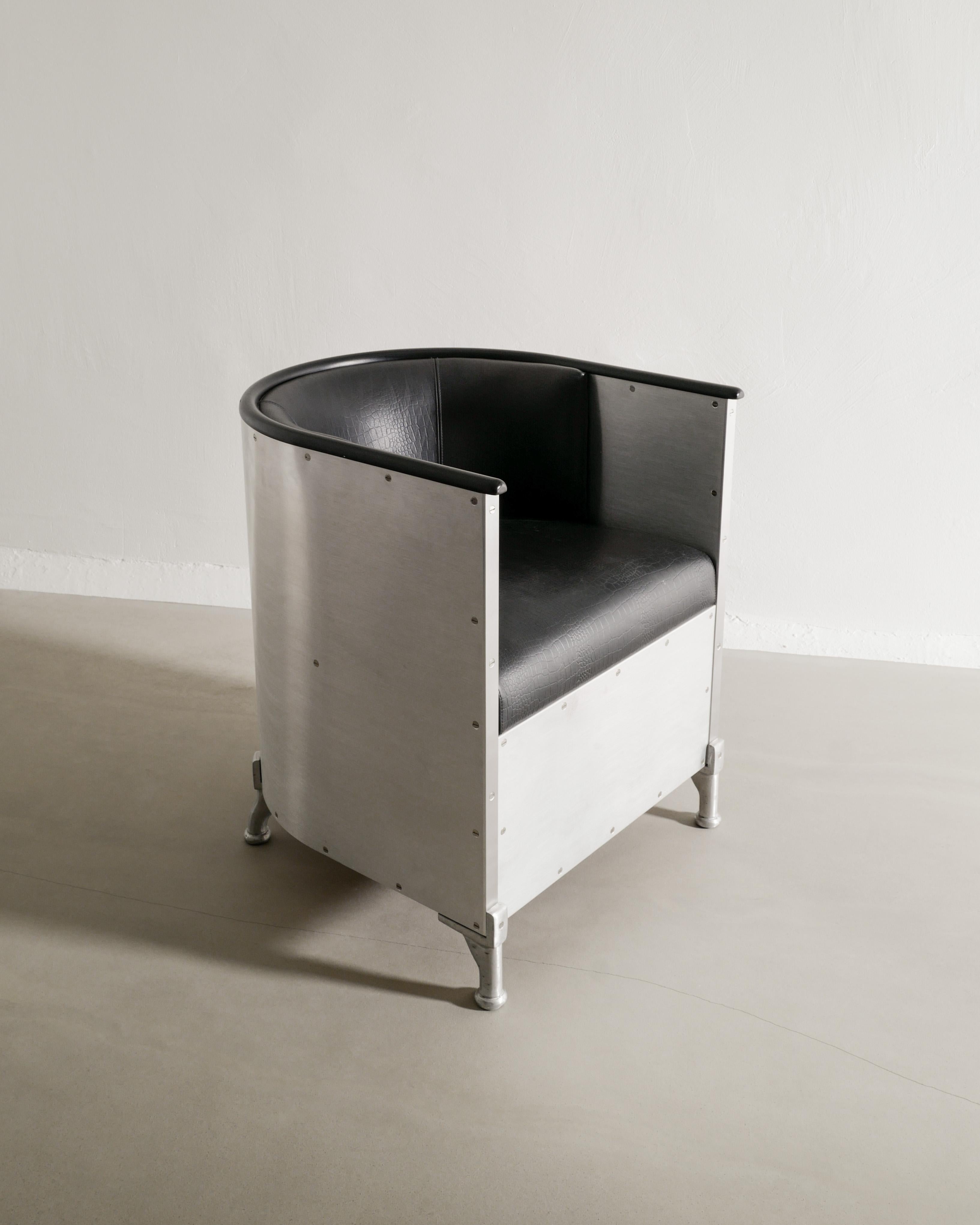 Late 20th Century Pair of Aluminum & Croco Leather Armchairs by Mats Theselius by Källemo, 1990s For Sale