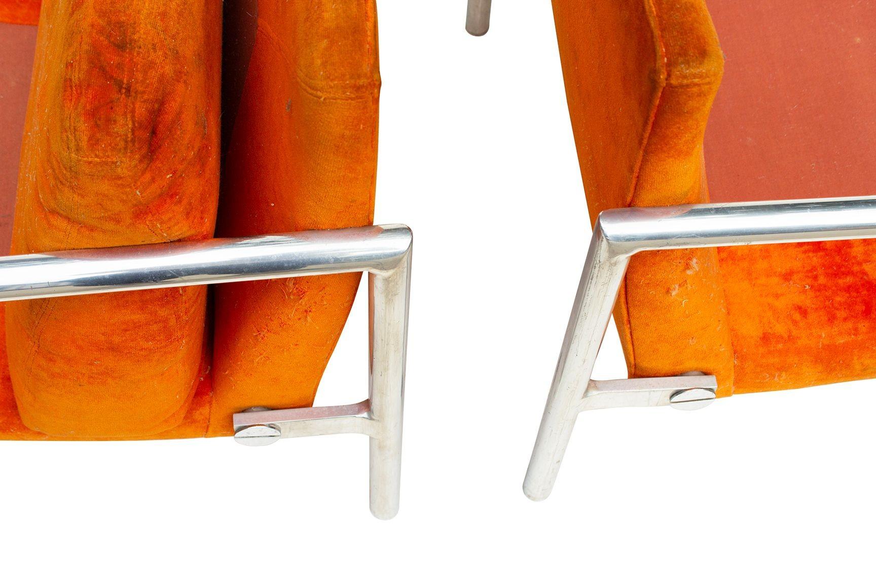 Paire de chaises longues en aluminium de Founders à la manière de Harvey Probber Abîmé - En vente à Grand Rapids, MI