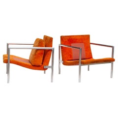 Coppia di sedie da salotto con struttura in alluminio di Founders secondo lo stile di Harvey Probber