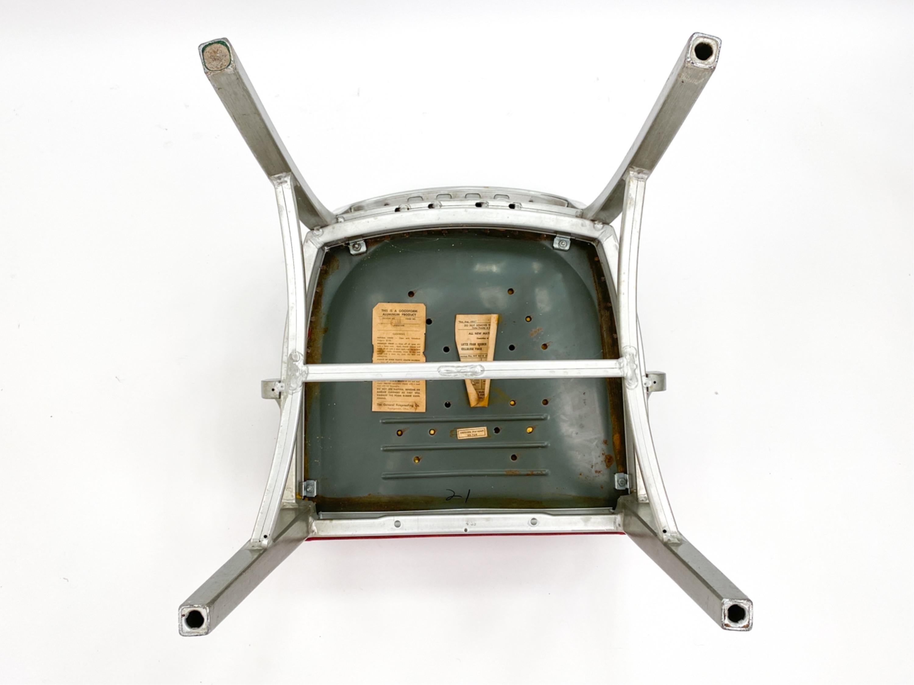 Paar Sessel aus Aluminium und Vinyl von Goodform, ca. 1950er Jahre, Paar im Angebot 7
